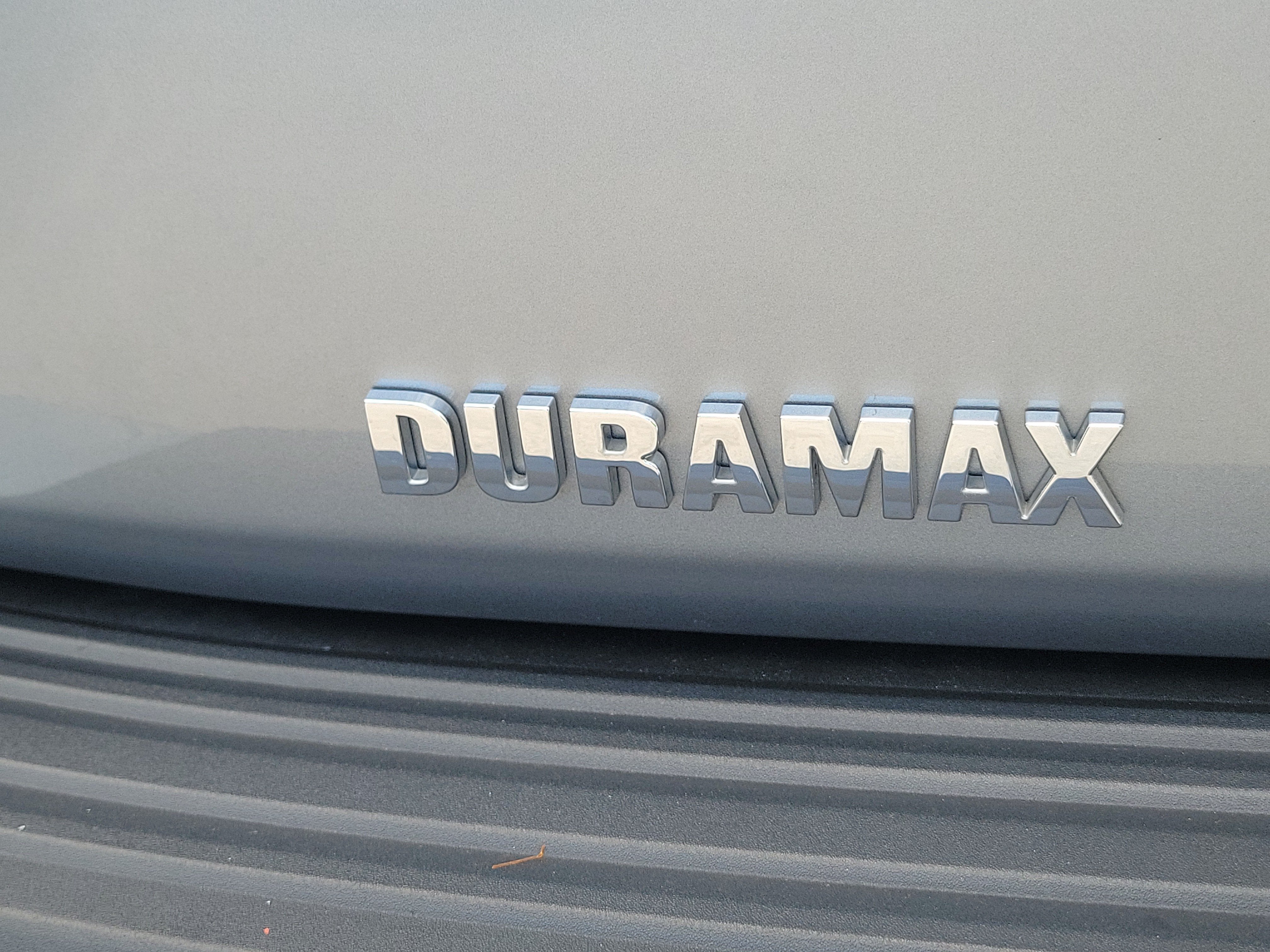 2025 Chevrolet Suburban RST Diesel