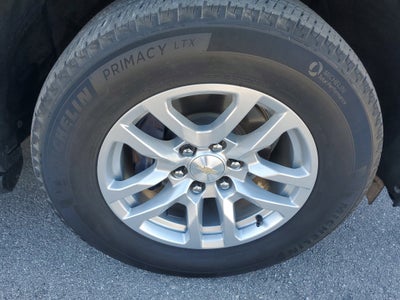 2023 Chevrolet Suburban LS