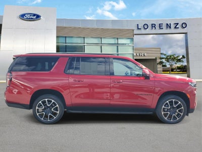 2024 Chevrolet Suburban RST