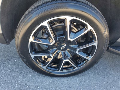 2024 Chevrolet Suburban RST