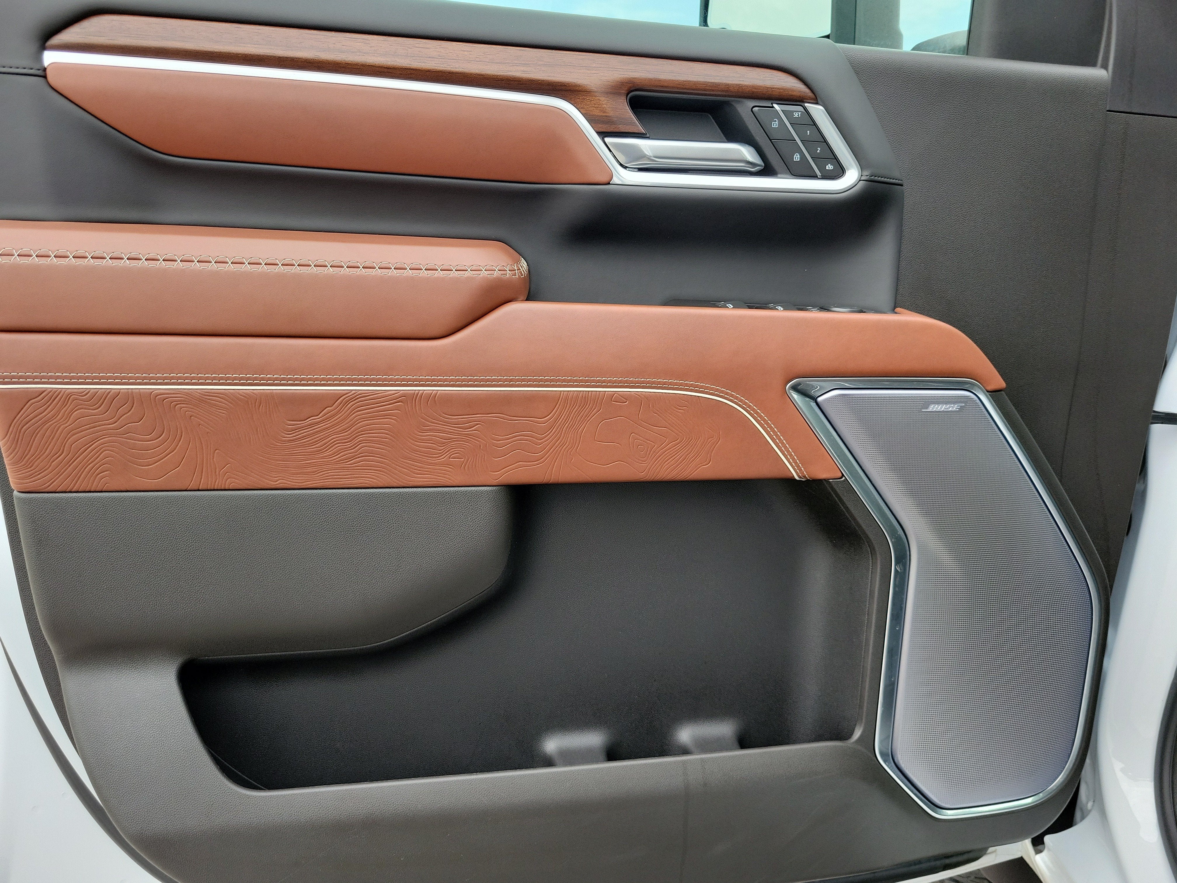2025 GMC Sierra 2500HD Denali Ultimate