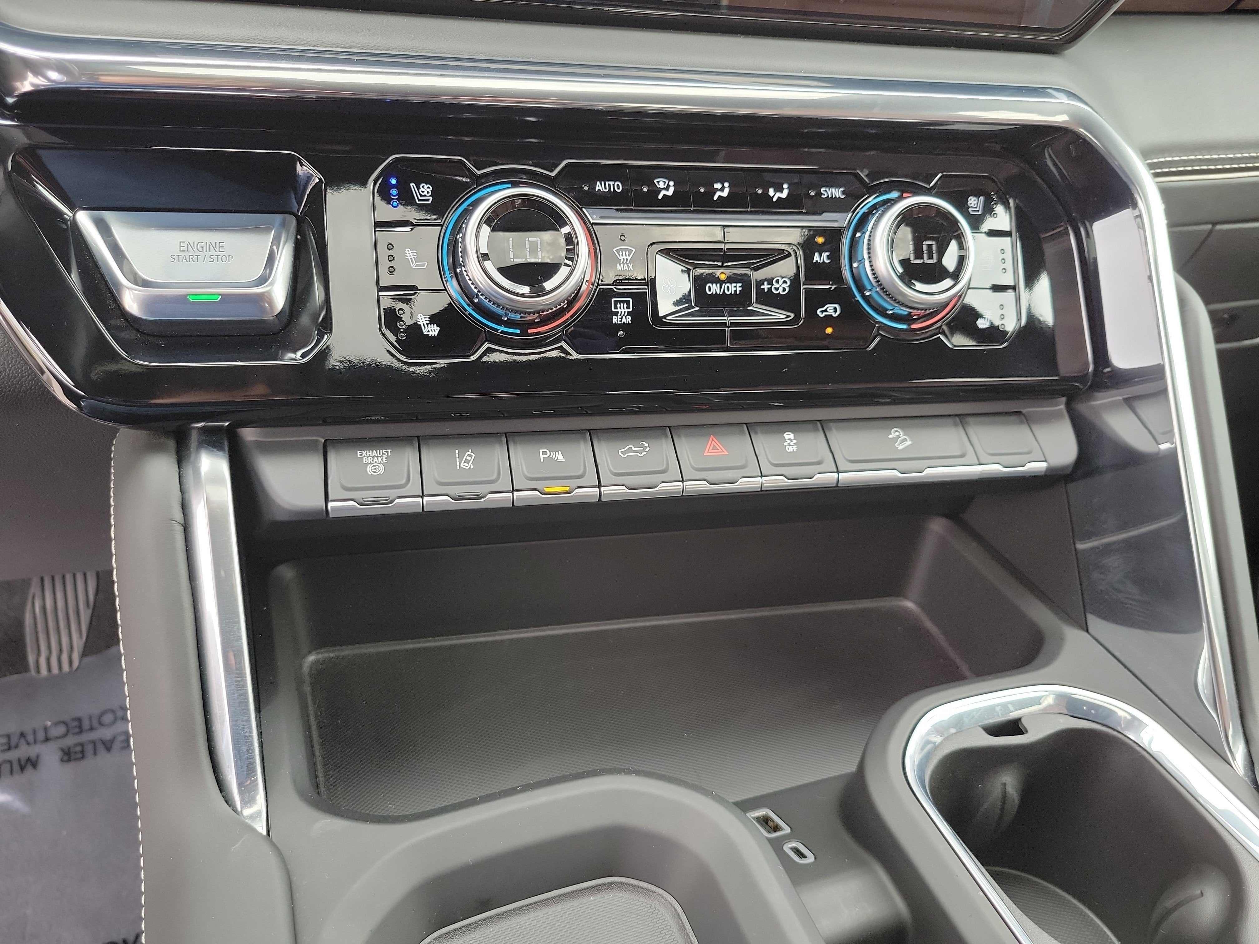 2025 GMC Sierra 2500HD Denali Ultimate