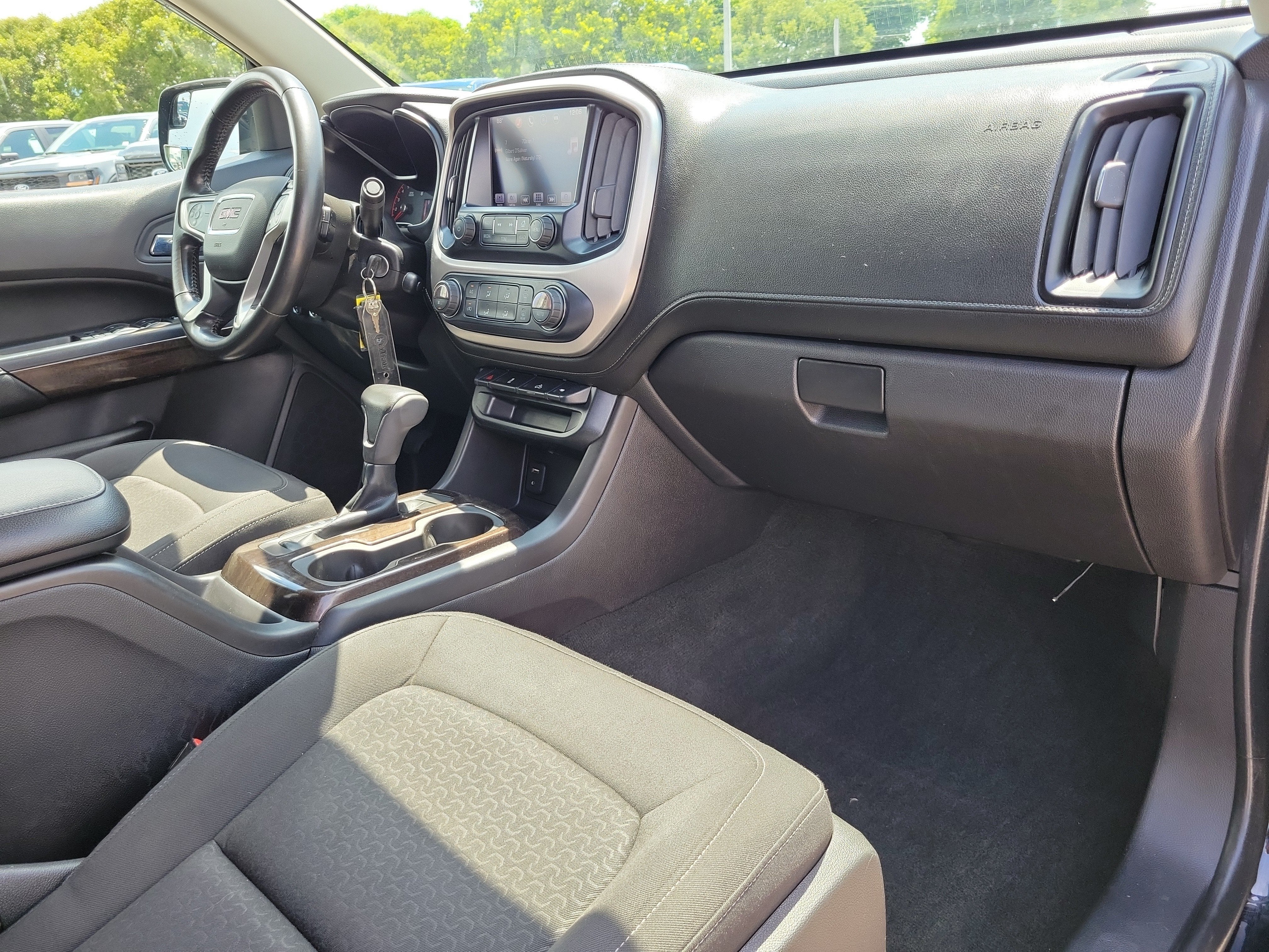 2016 GMC Canyon 4WD SLE 4WD