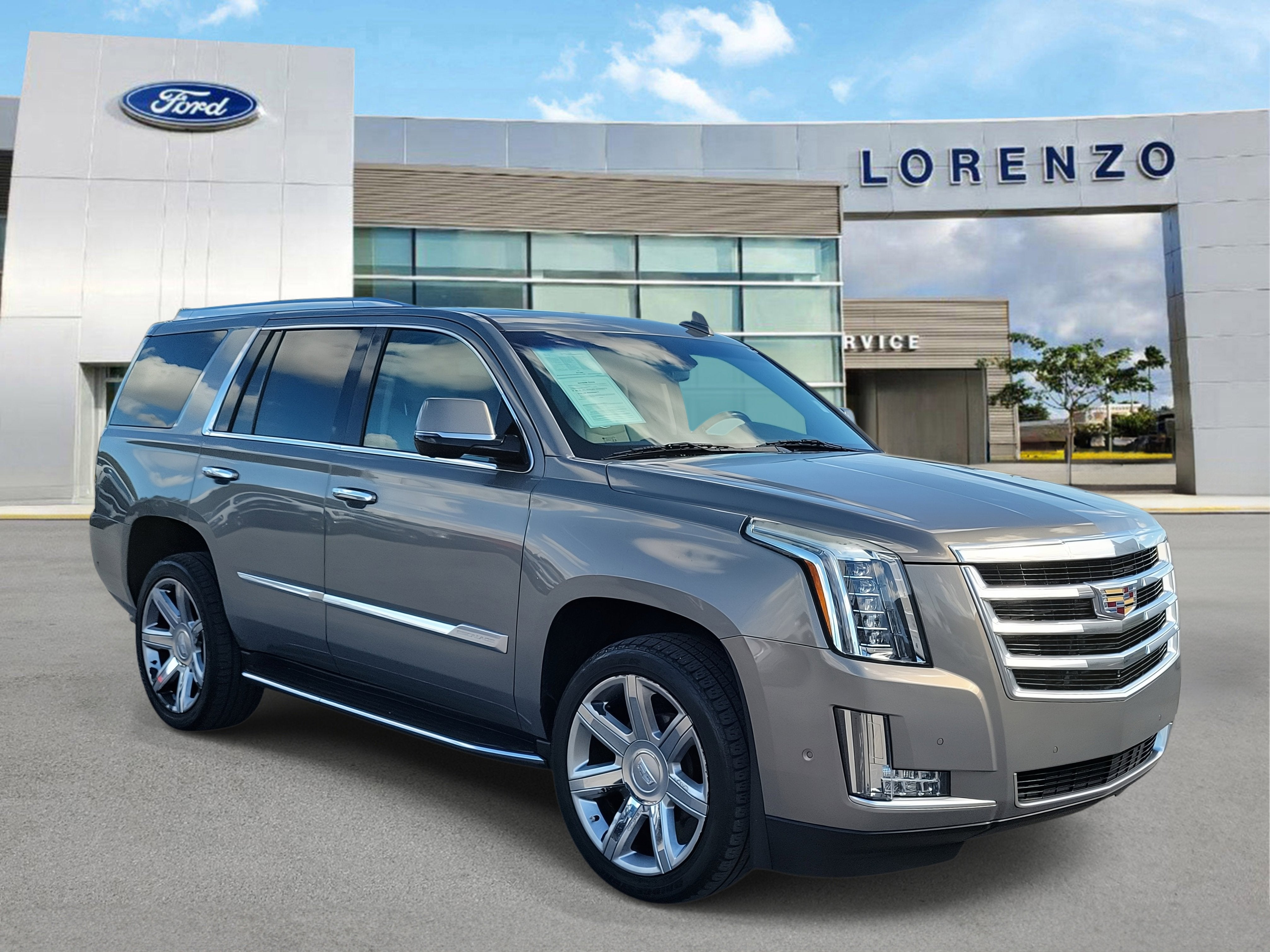 2018 Cadillac Escalade Luxury