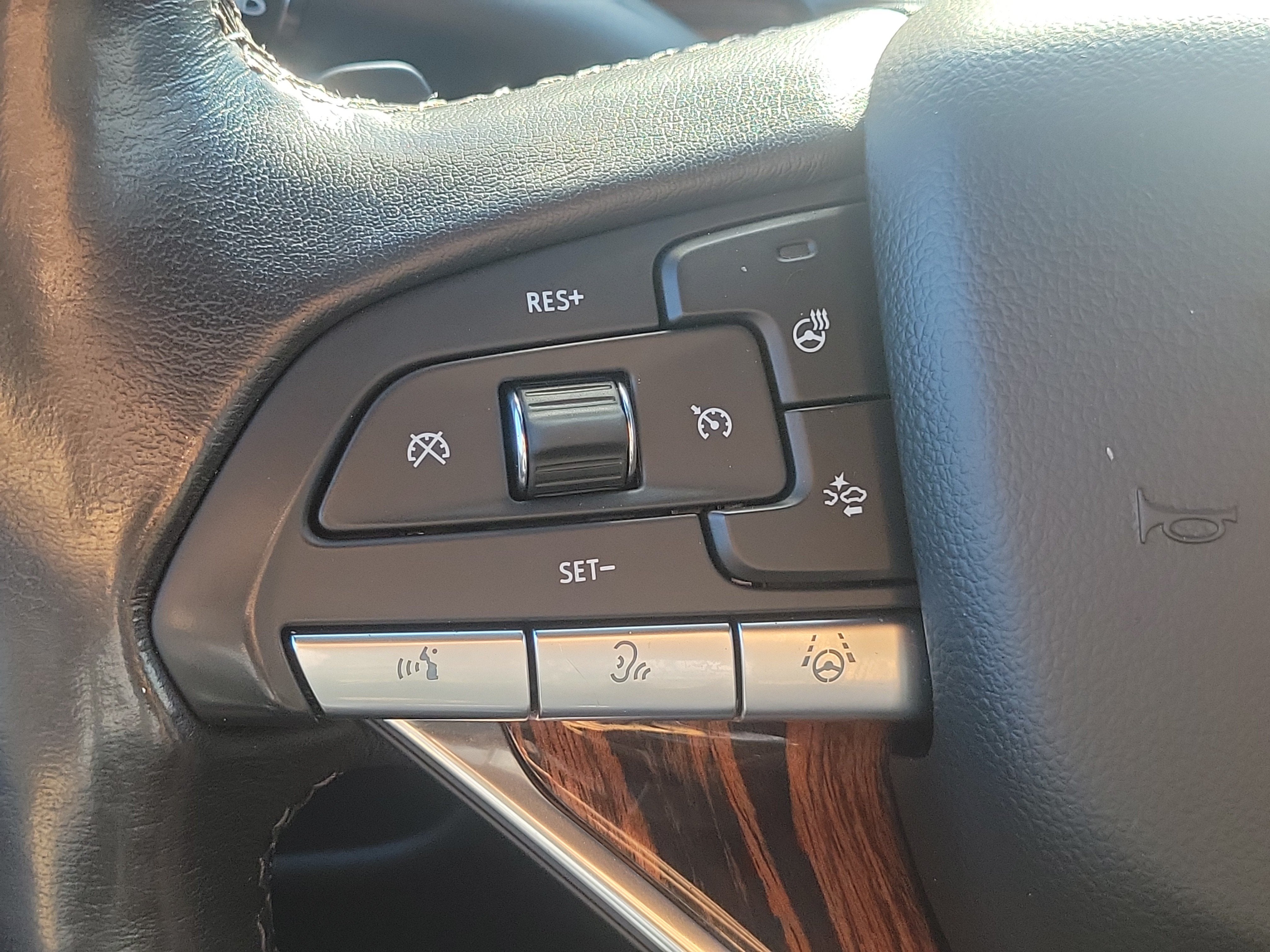2022 Cadillac Escalade Premium Luxury 4WD