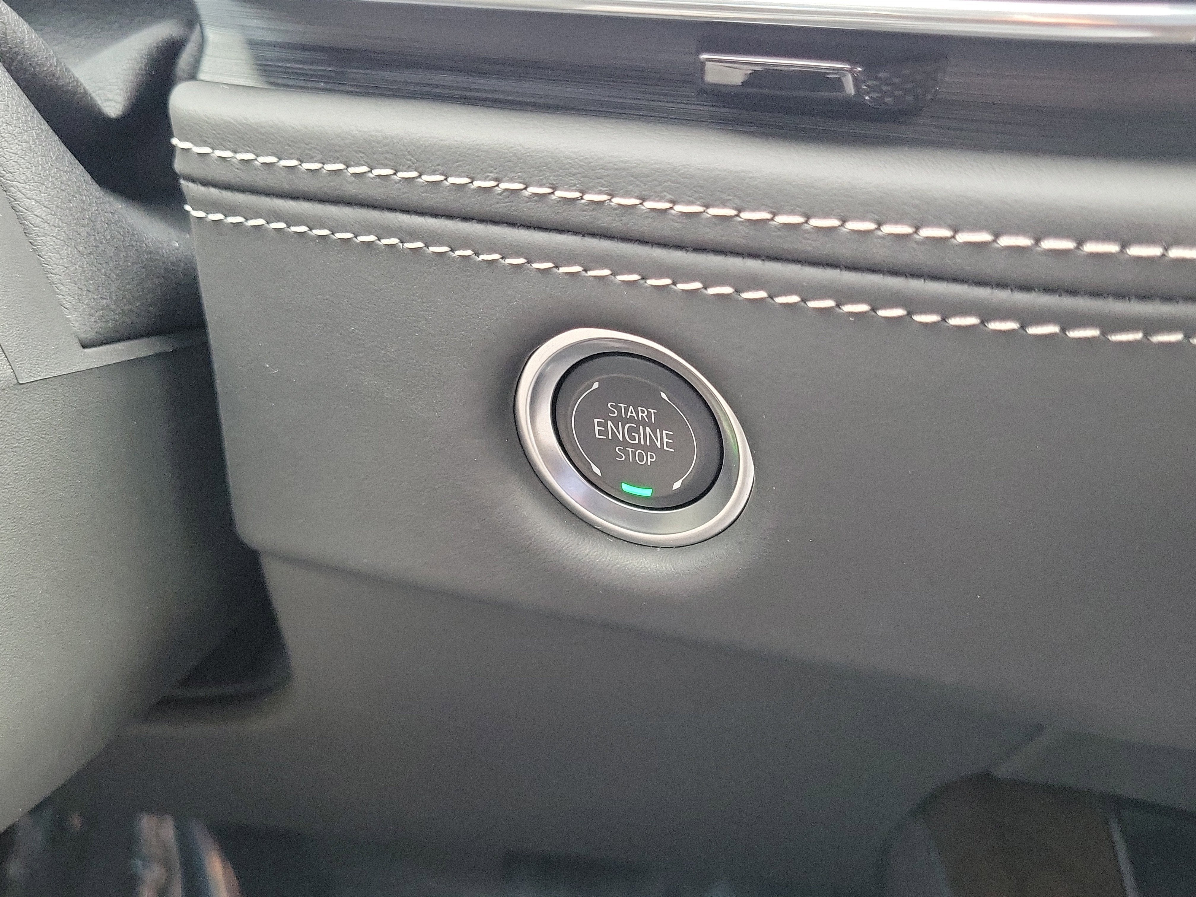 2025 Cadillac Escalade 4WD Sport Platinum