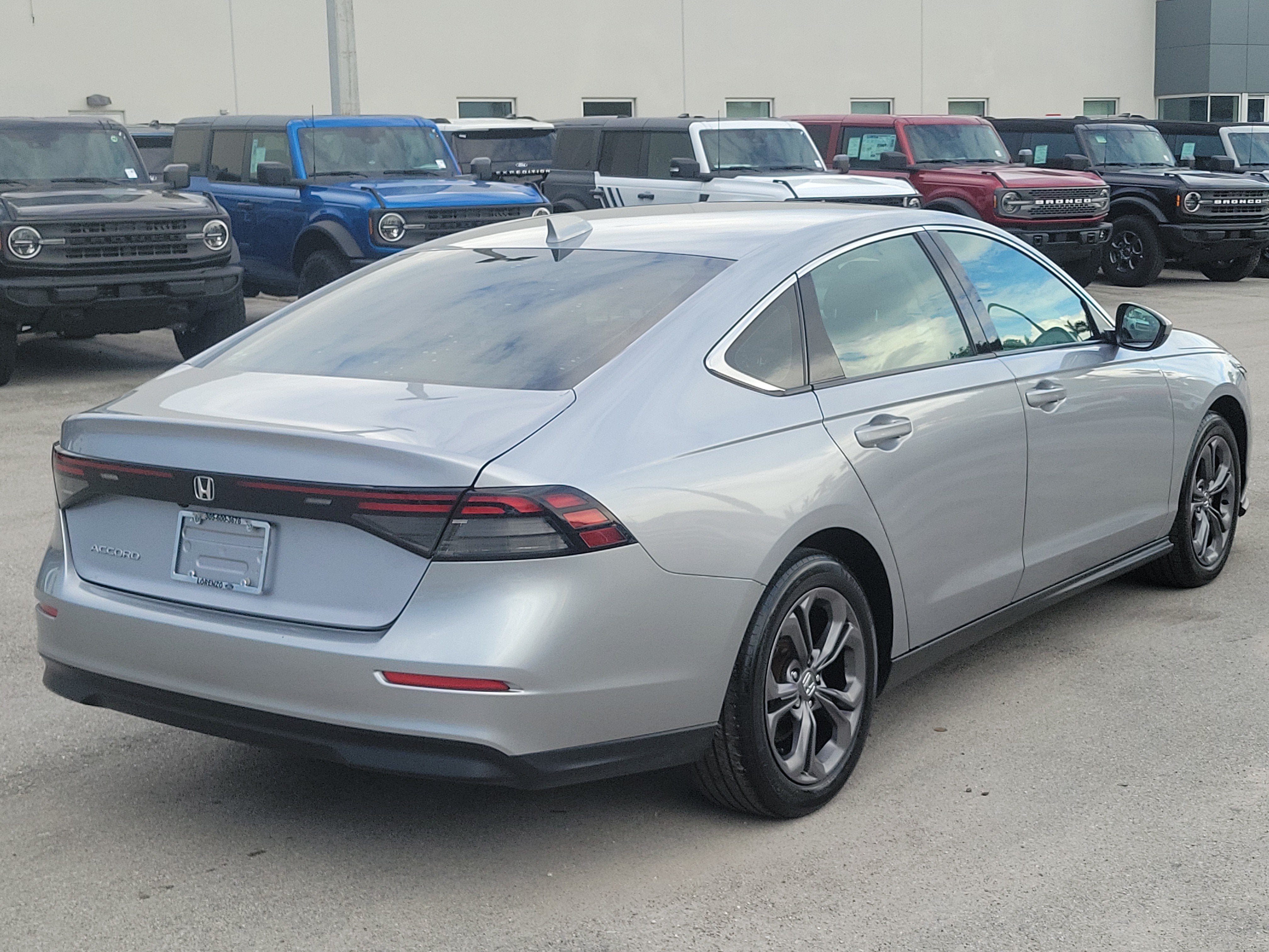 2023 Honda Accord Sedan EX