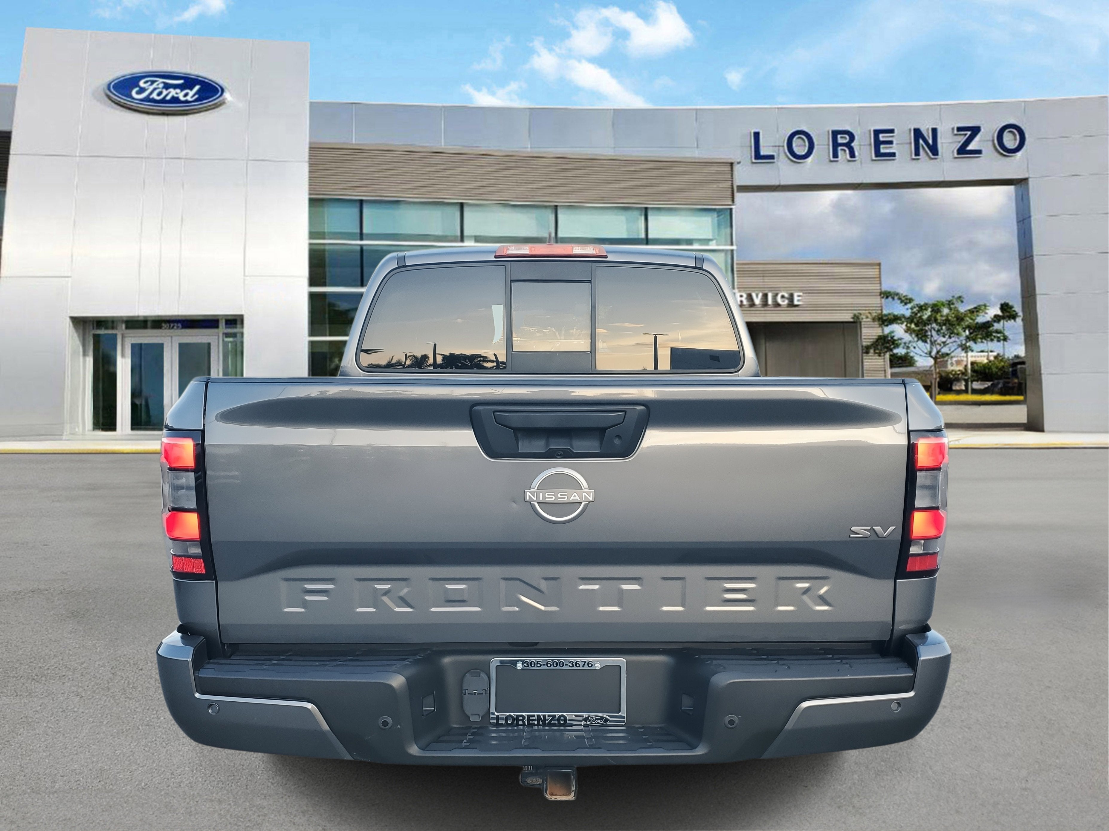 2022 Nissan Frontier SV