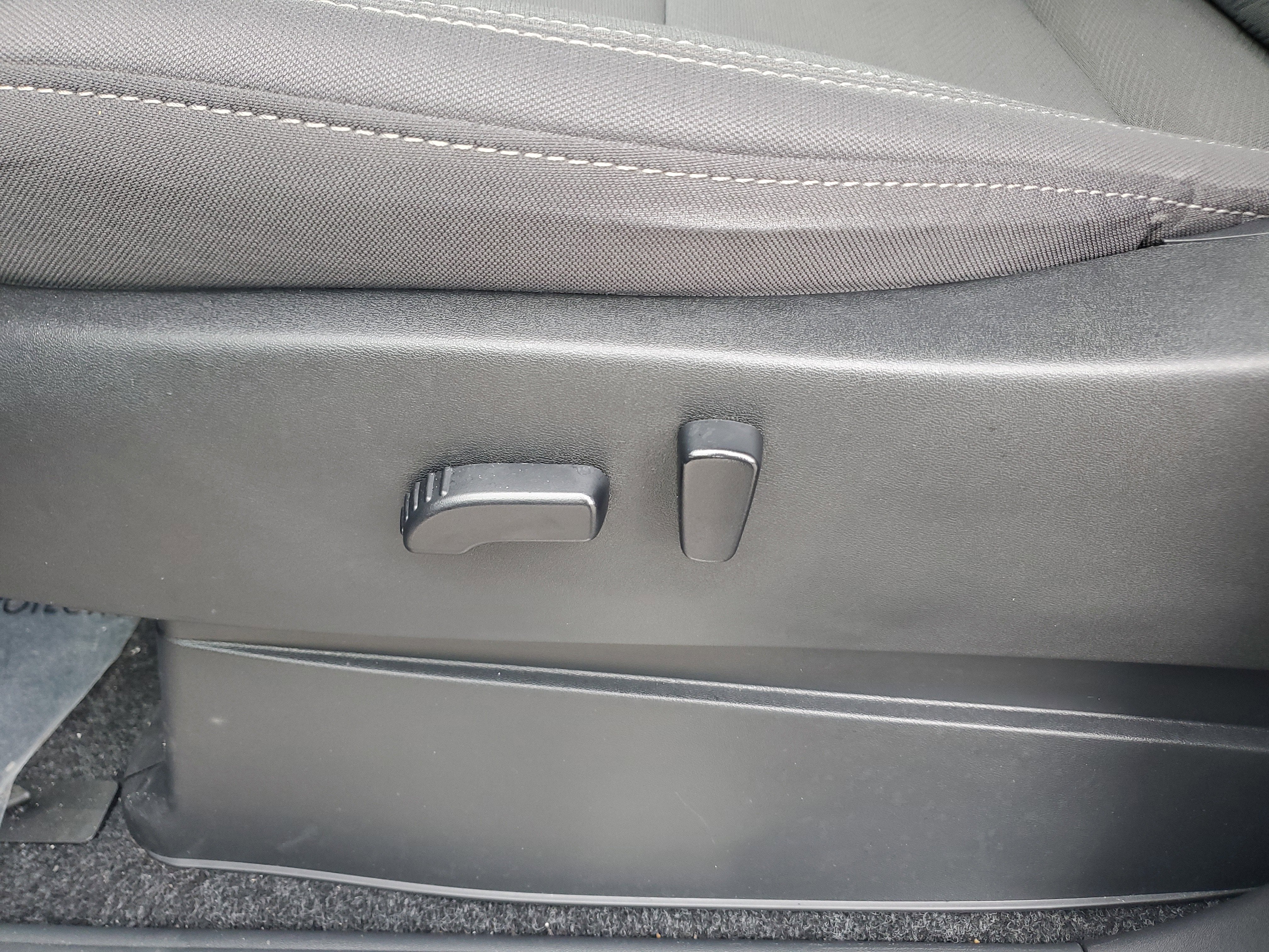 2022 Nissan Frontier SV 4WD