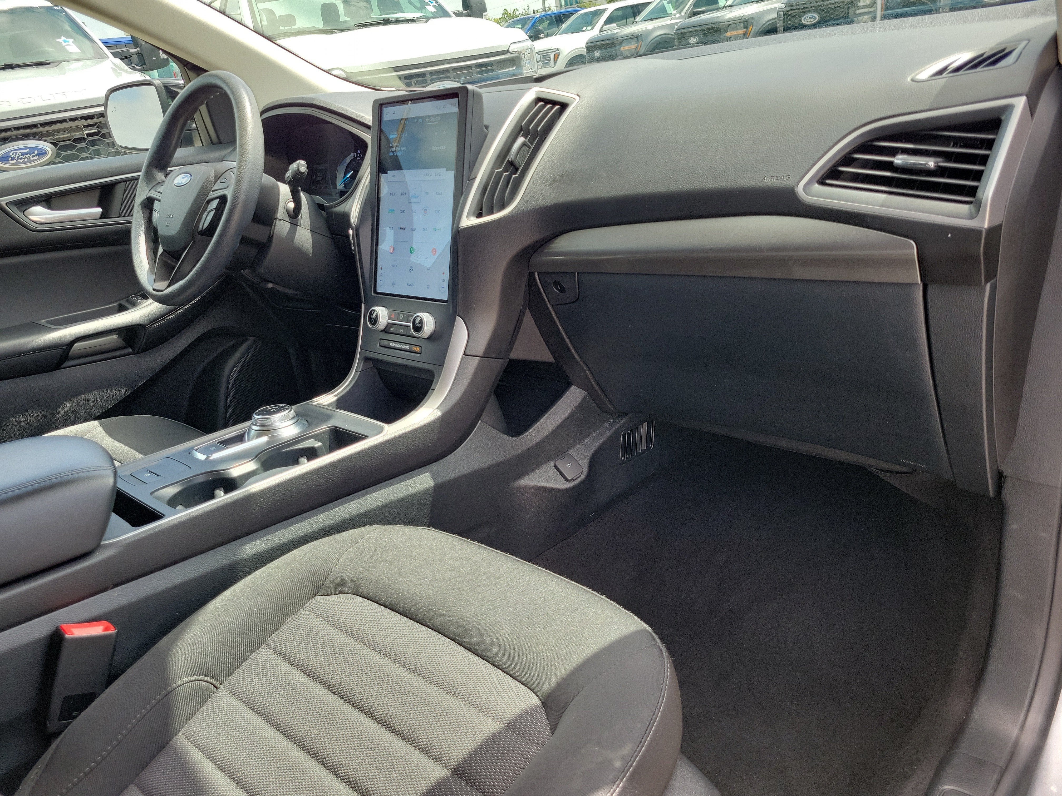 2022 Ford Edge SE