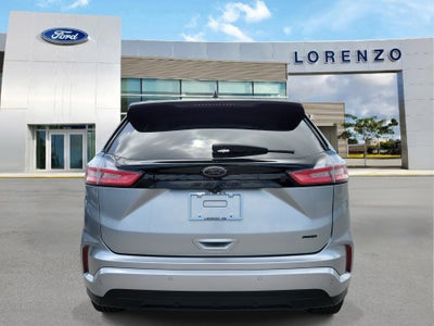 2022 Ford Edge SE