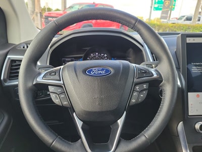 2022 Ford Edge Titanium 4WD