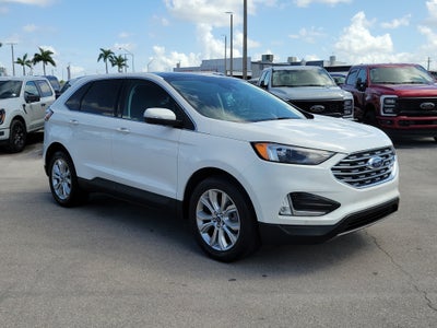 2022 Ford Edge Titanium 4WD