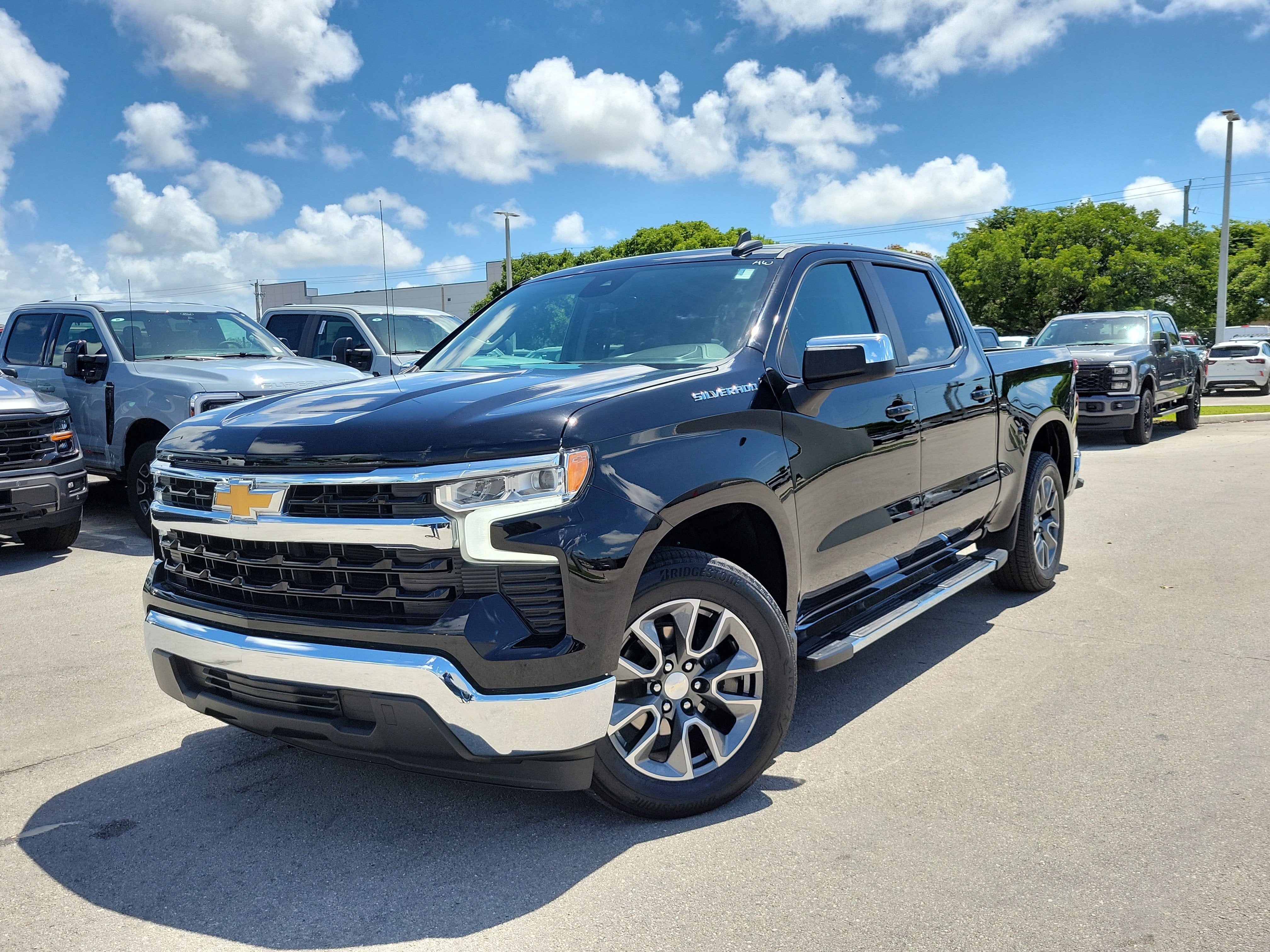 2024 Chevrolet Silverado 1500 LT
