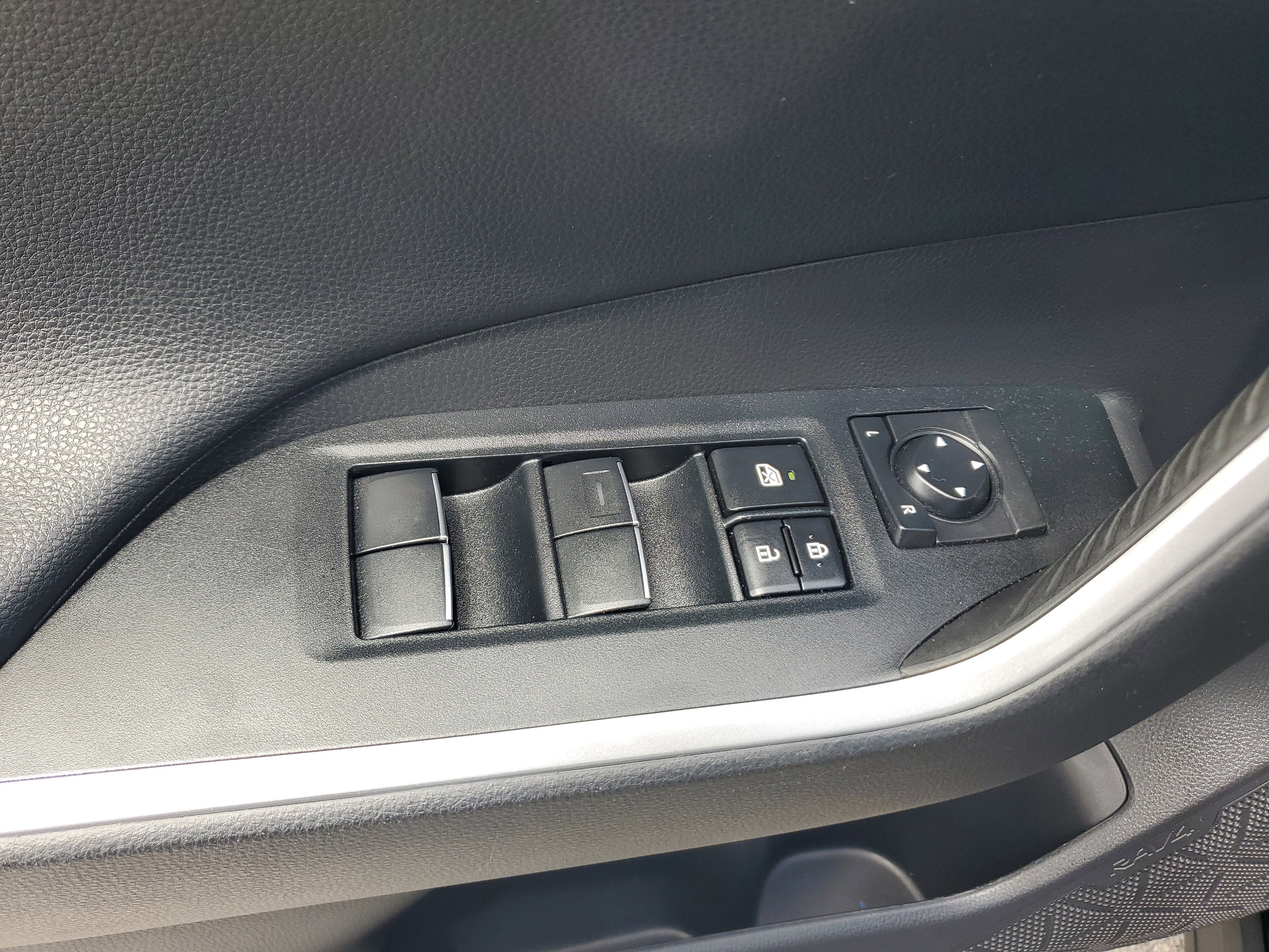 2020 Toyota RAV4 Hybrid XSE 4WD