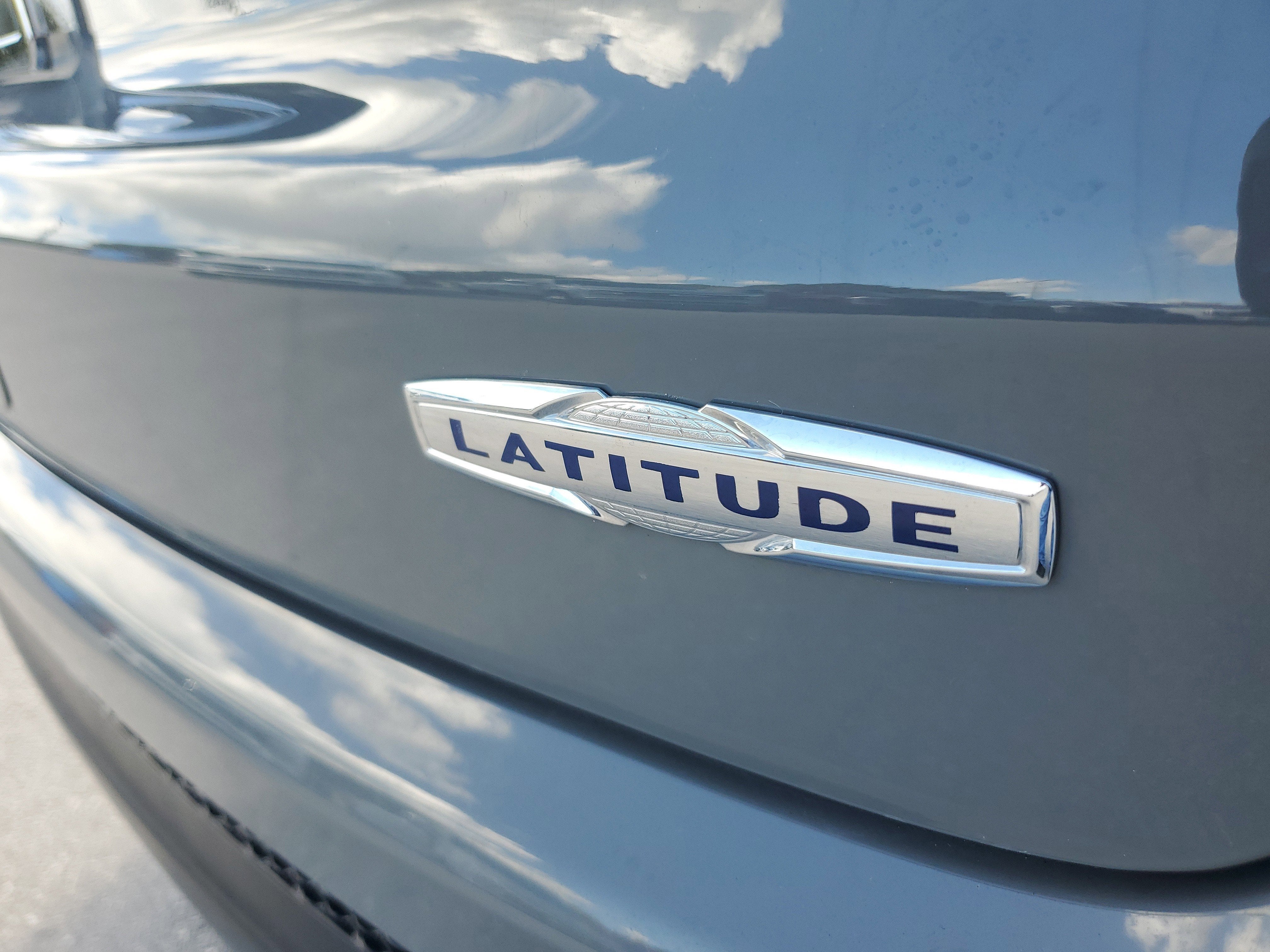 2023 Jeep Compass Latitude 4WD