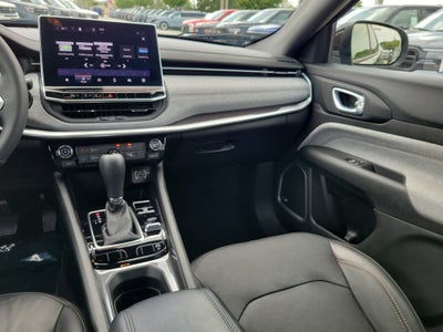 2023 Jeep Compass Latitude Lux 4WD