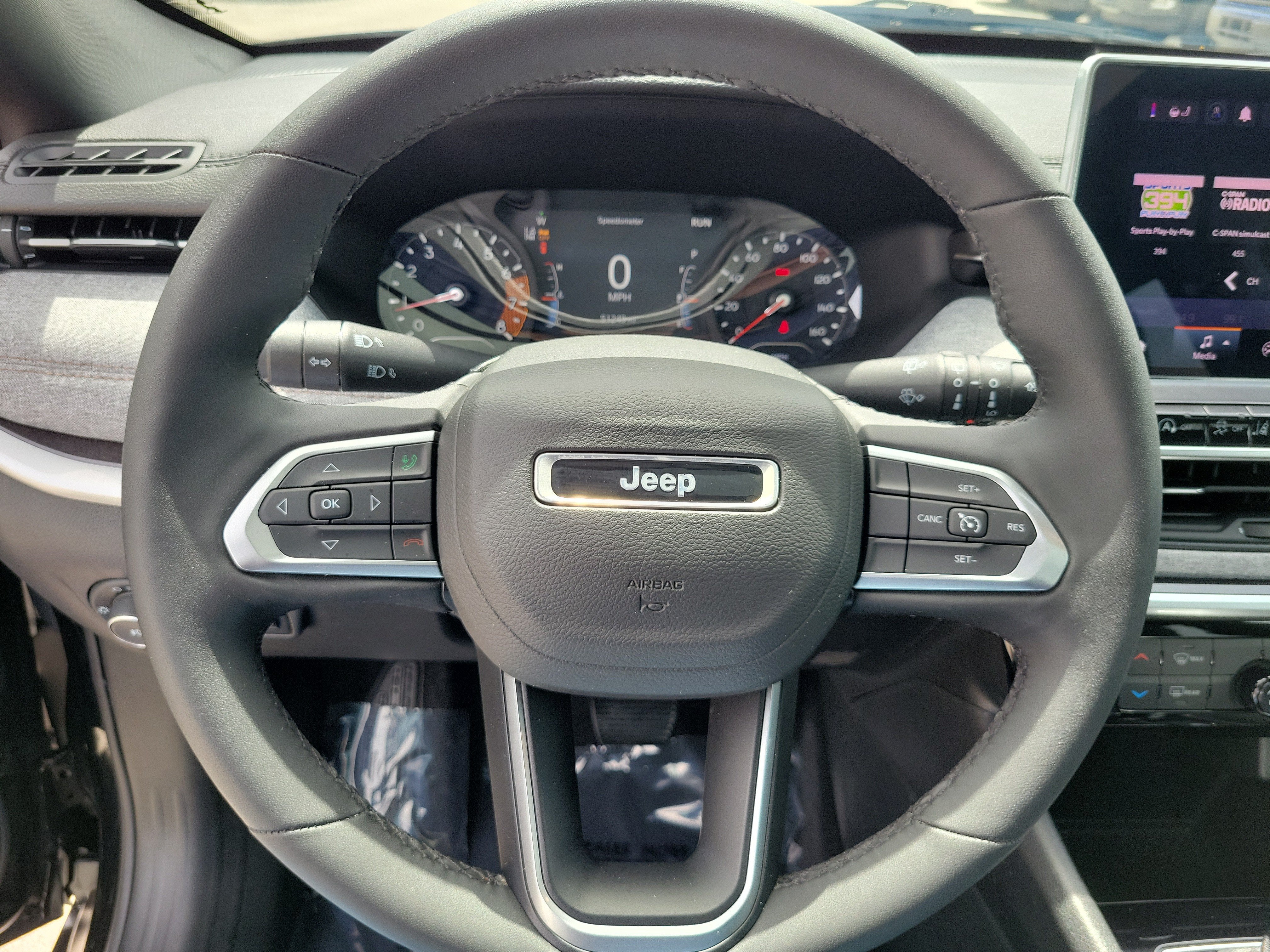 2023 Jeep Compass Latitude Lux 4WD