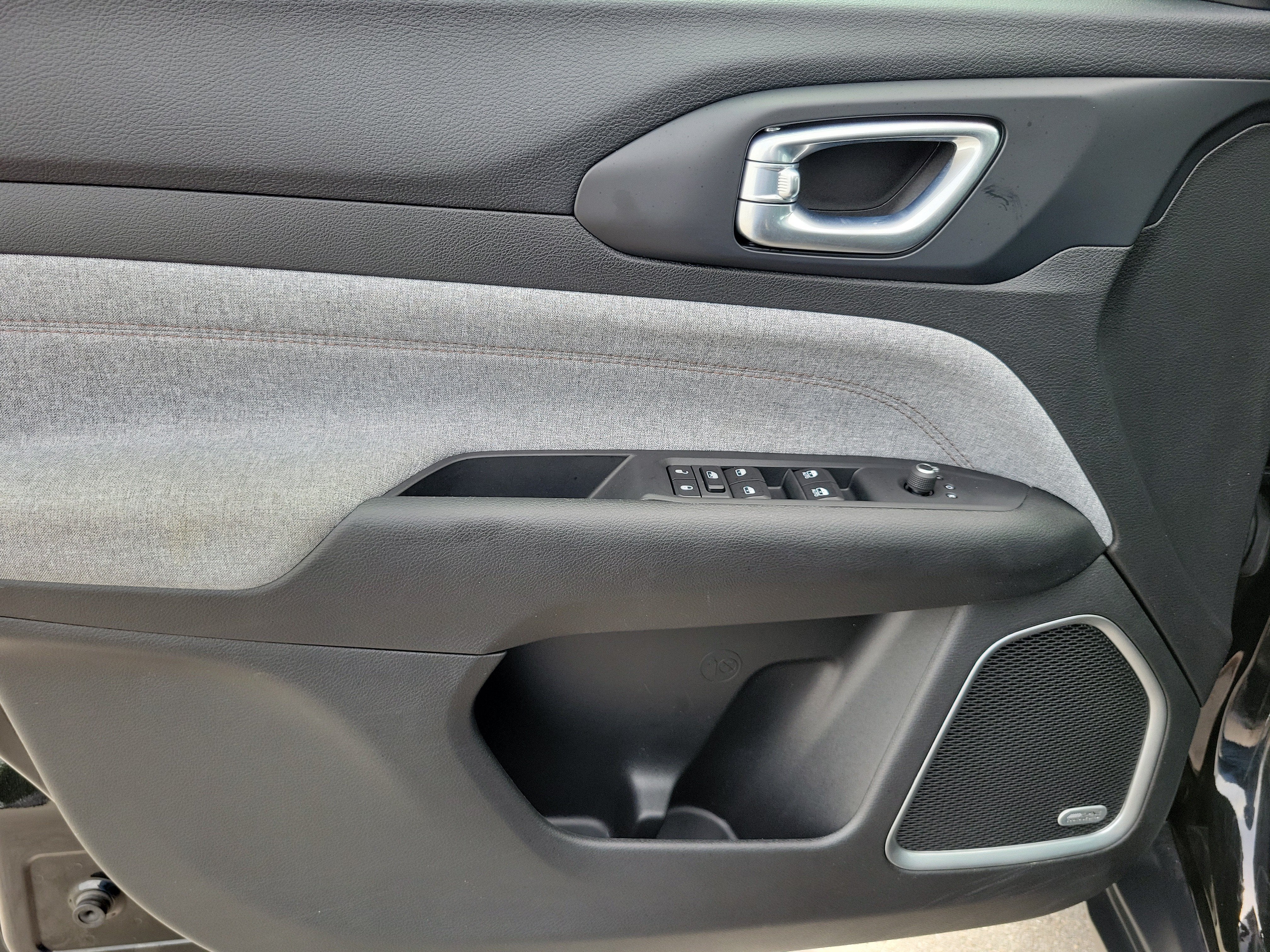2023 Jeep Compass Latitude Lux 4WD