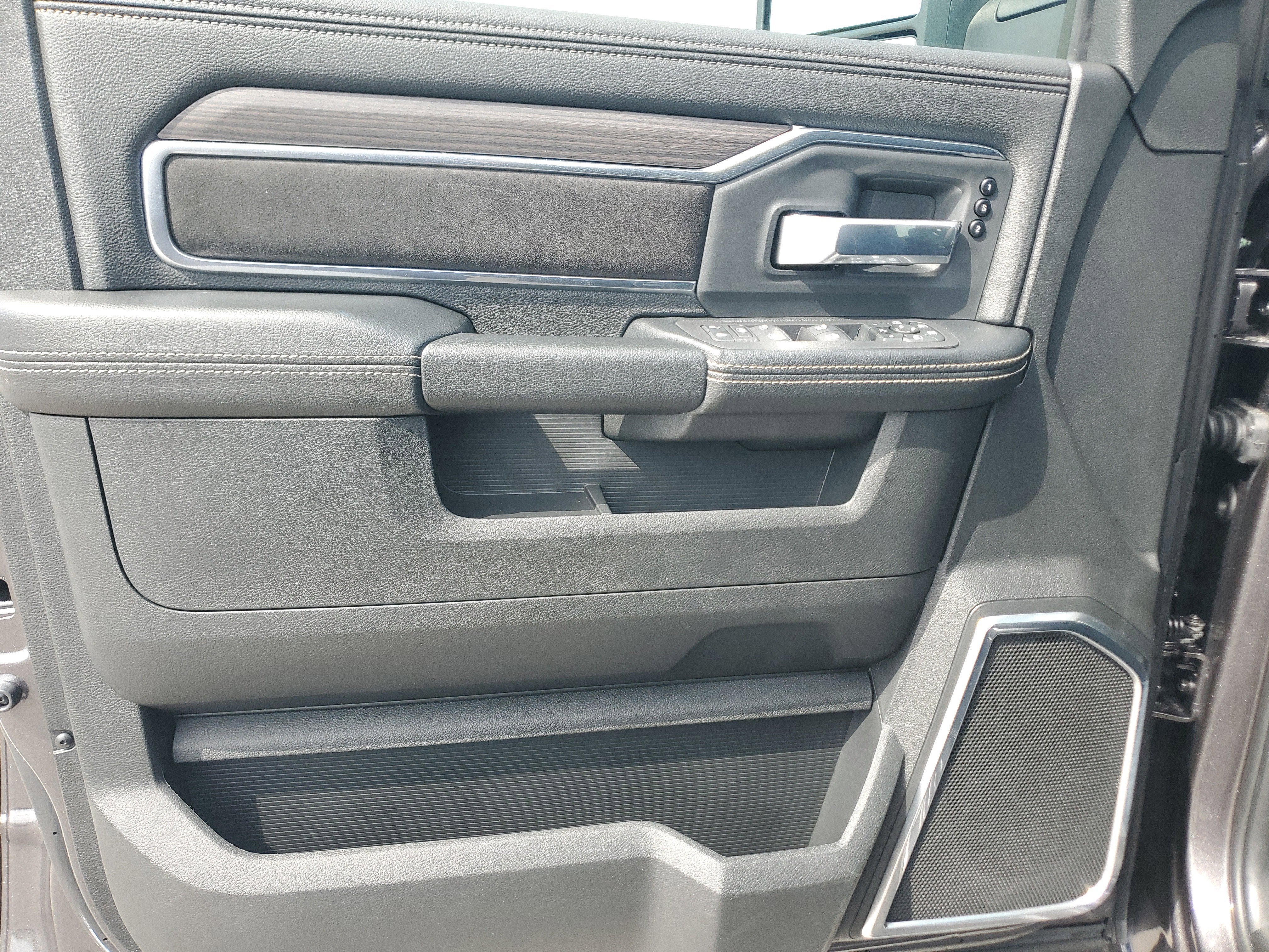 2026 RAM 2500 Laramie 4WD Diesel