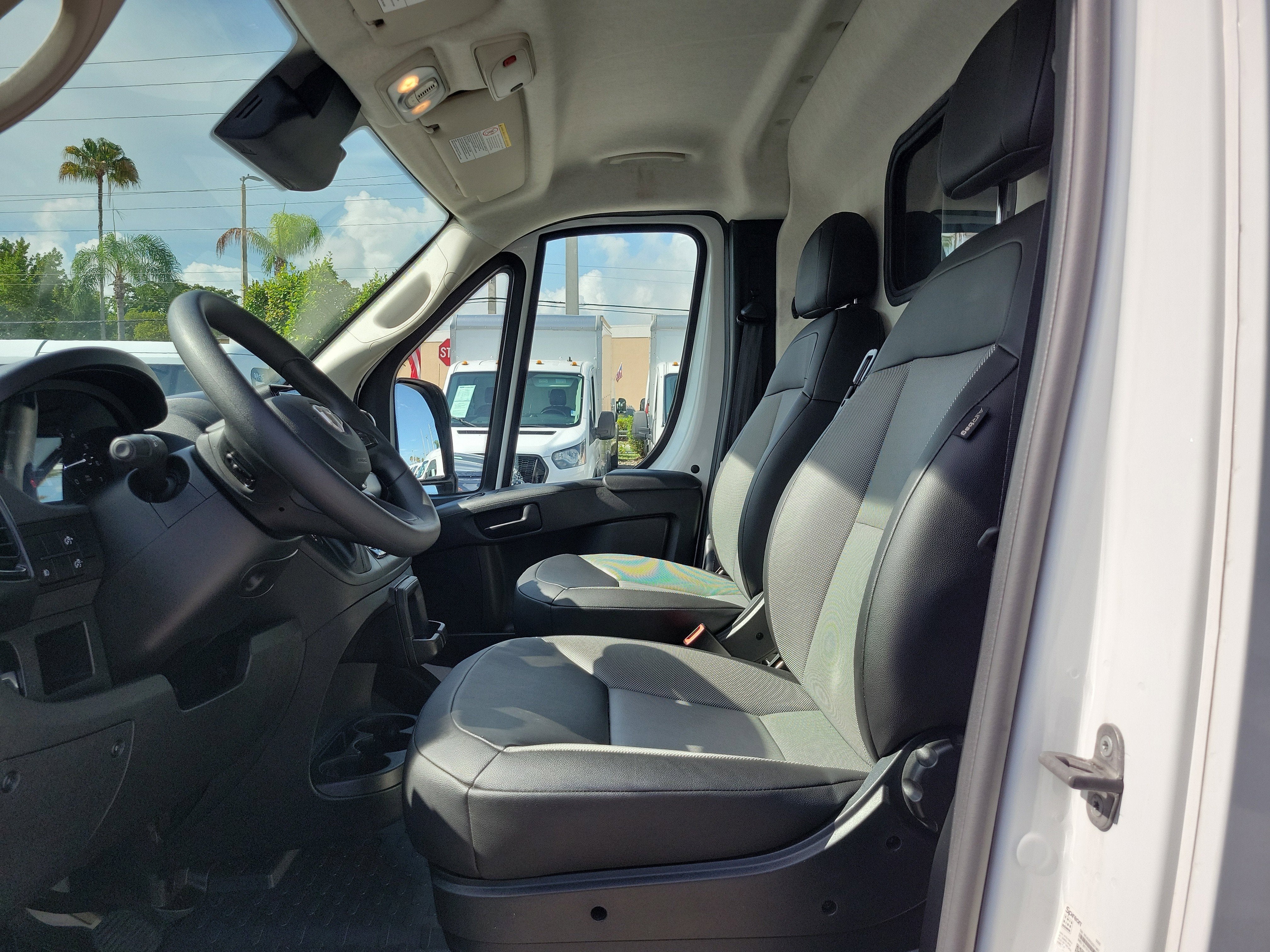 2025 RAM ProMaster Cargo Van Tradesman