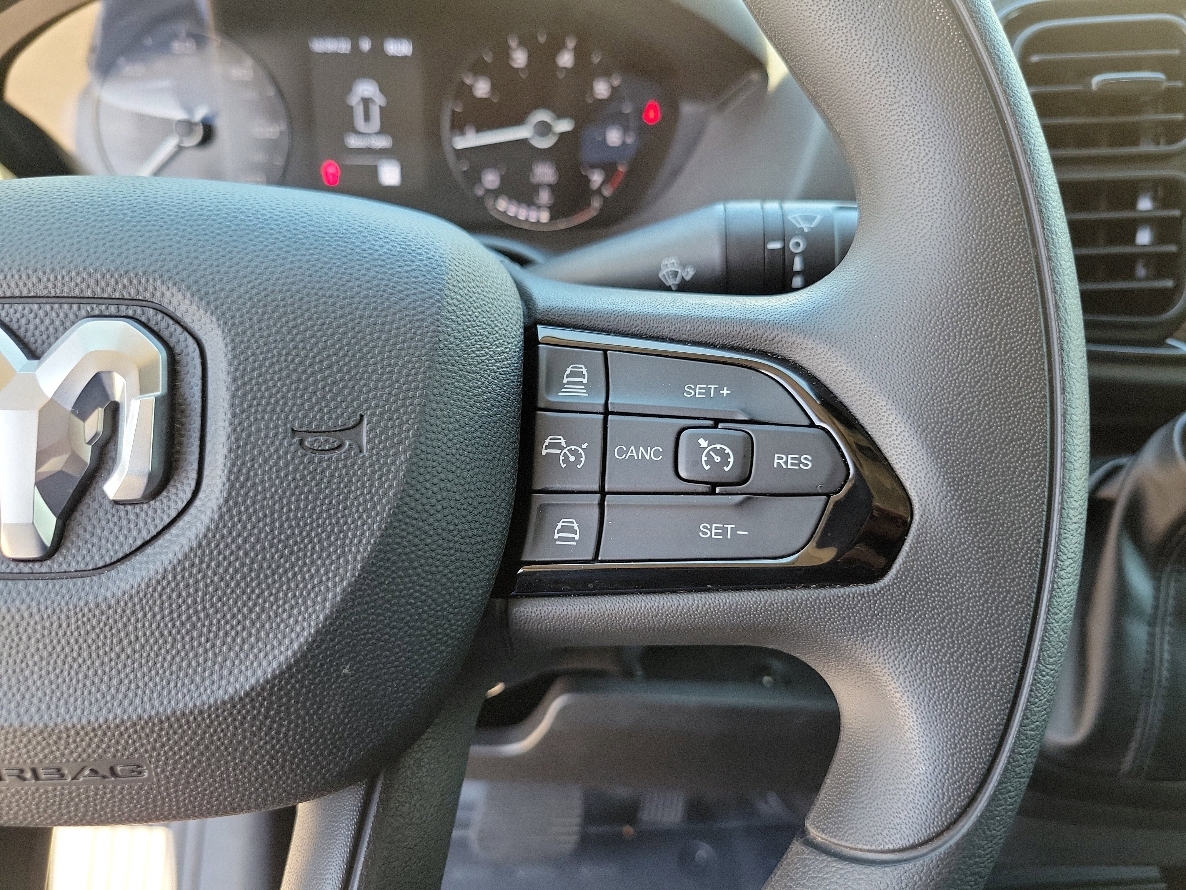 2026 RAM ProMaster Cargo Van Tradesman