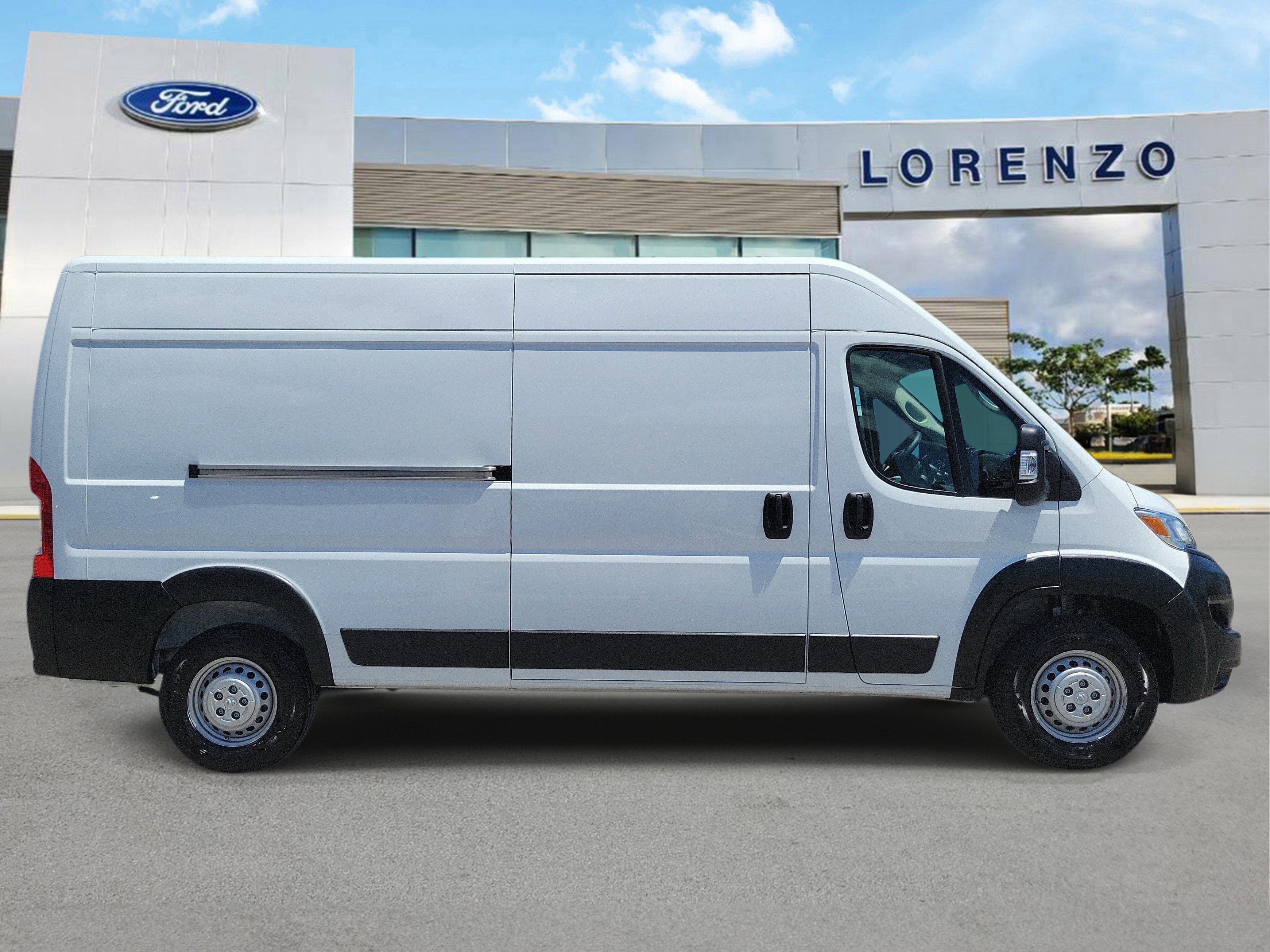 2026 RAM ProMaster Cargo Van Tradesman