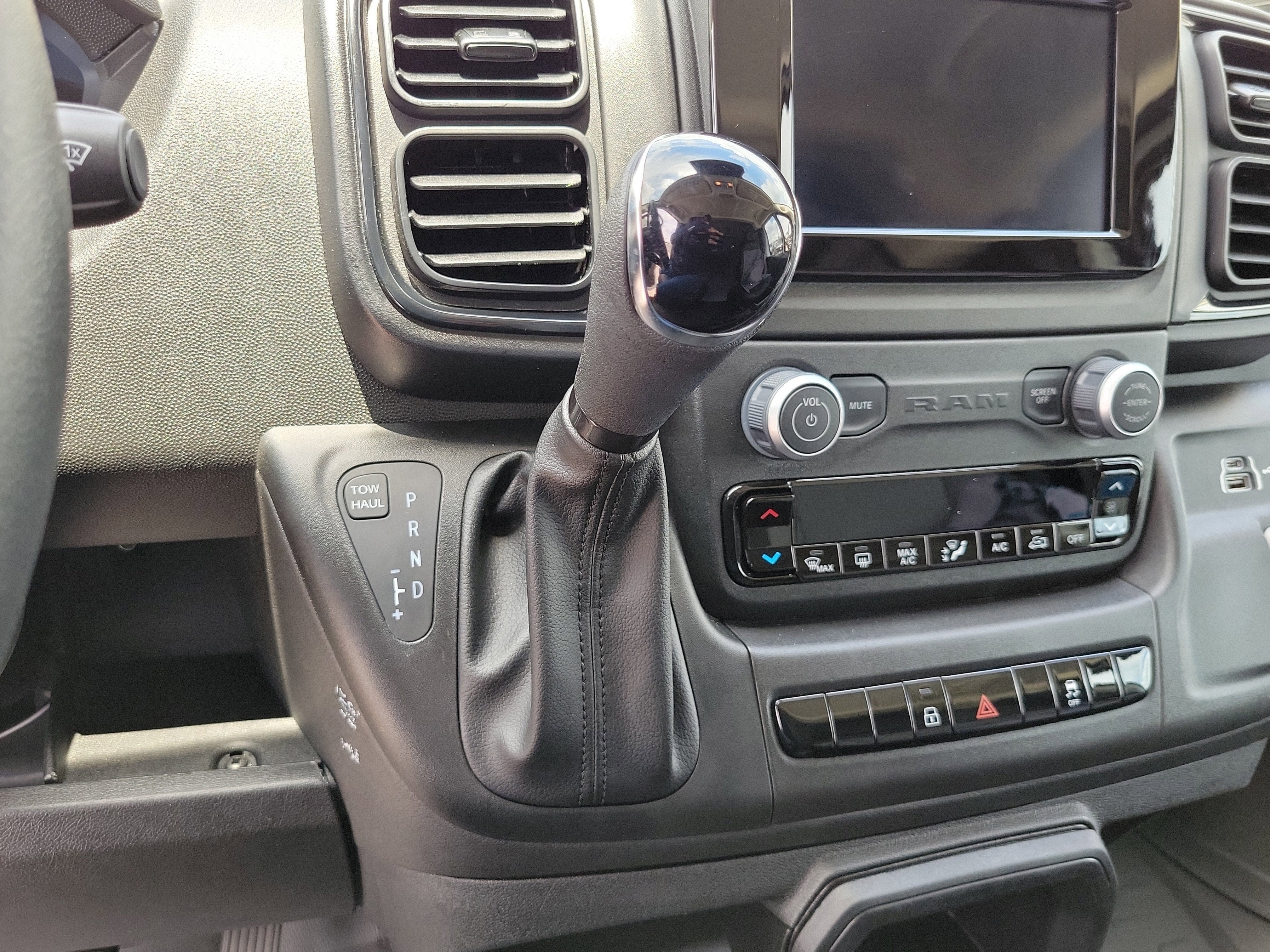 2026 RAM ProMaster Cargo Van Tradesman