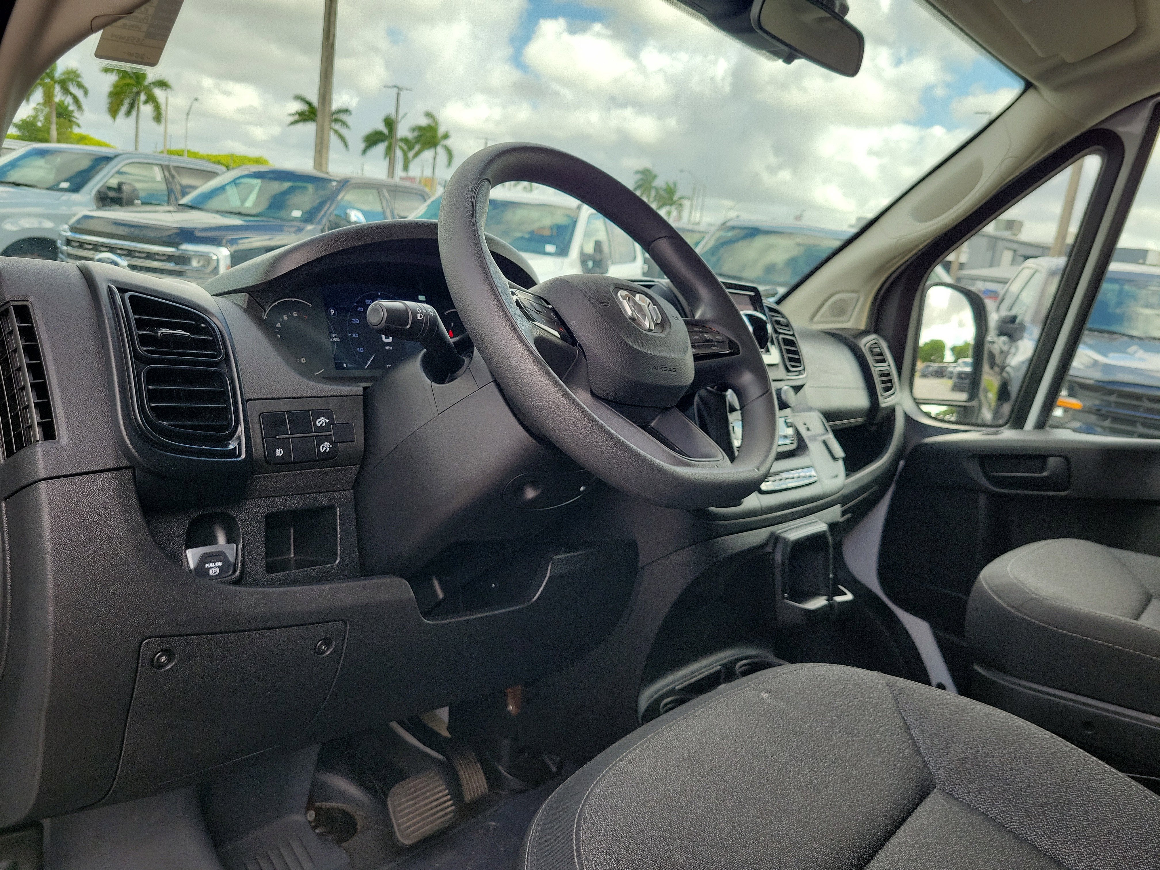 2025 RAM ProMaster Cargo Van Tradesman