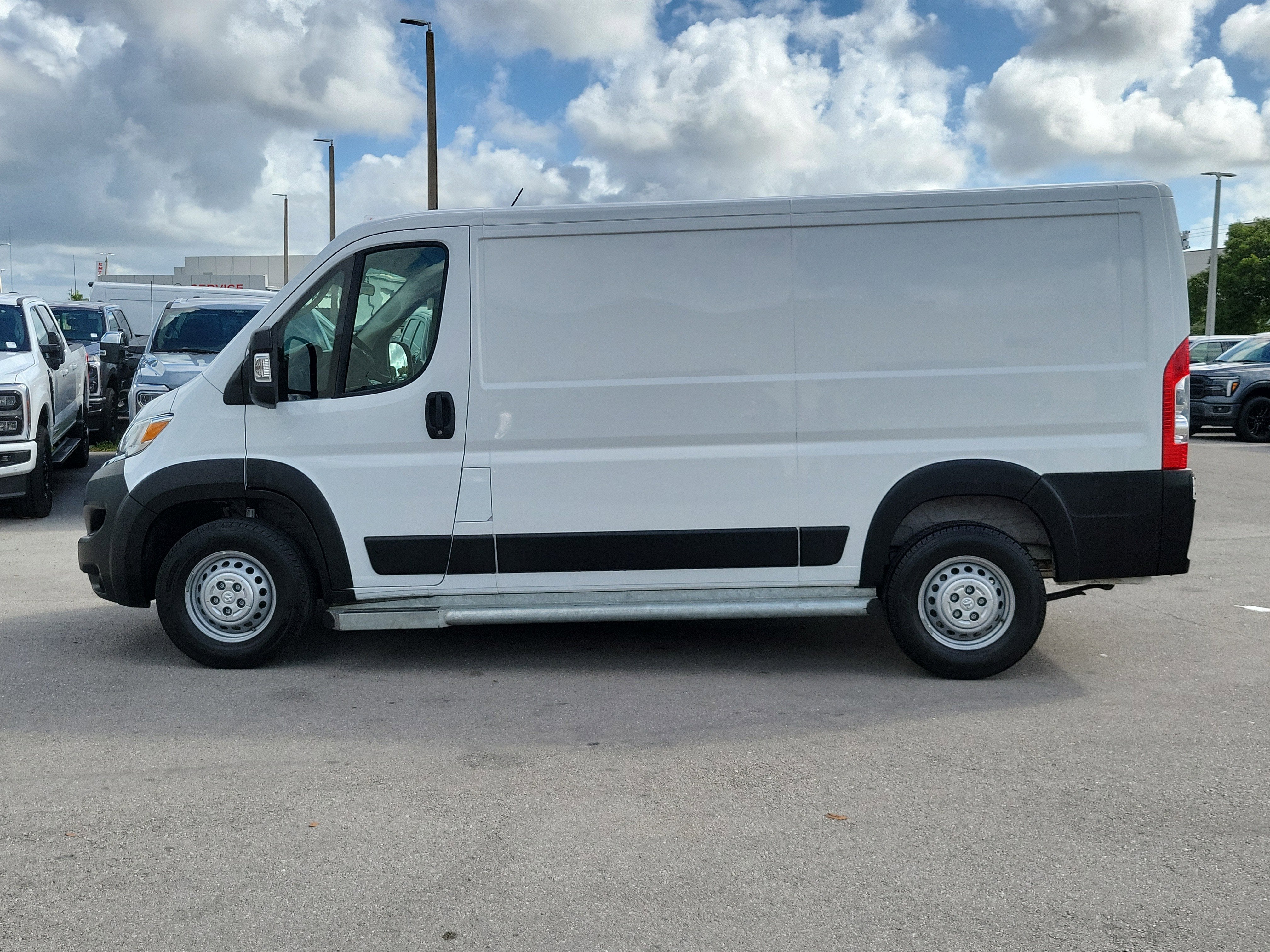 2025 RAM ProMaster Cargo Van Tradesman