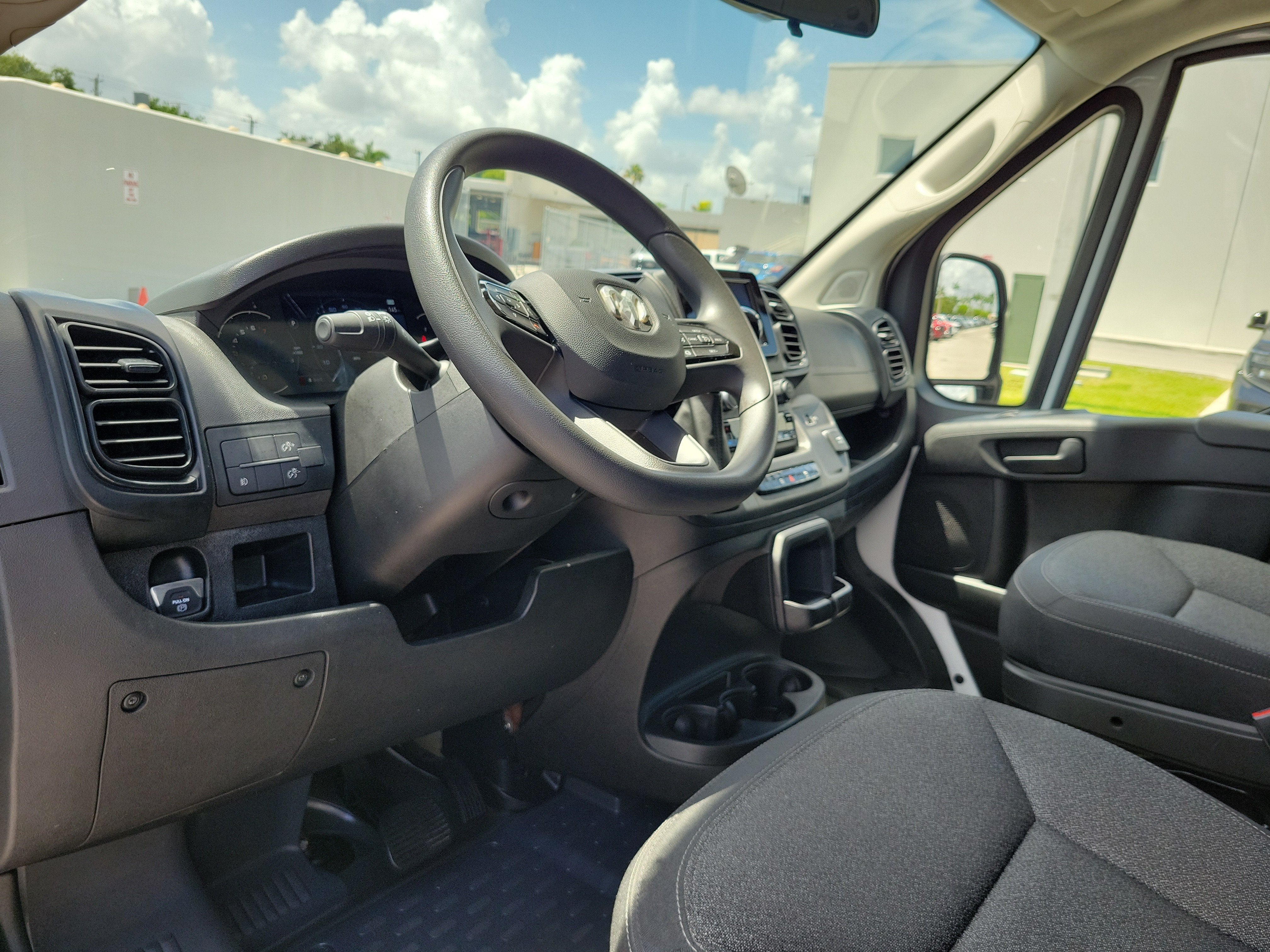 2025 RAM ProMaster Cargo Van Tradesman