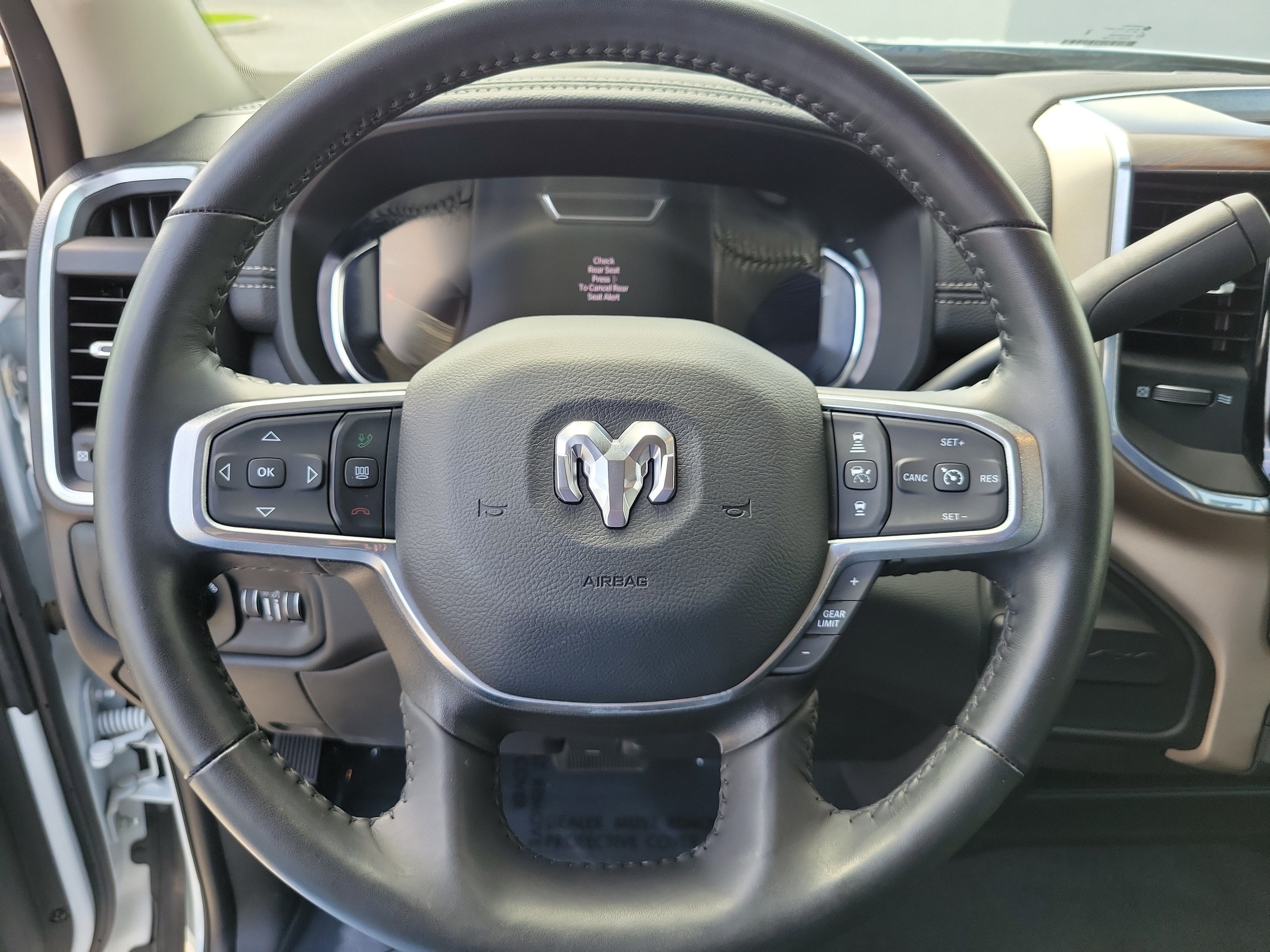 2024 RAM 2500 Laramie 4WD Diesel