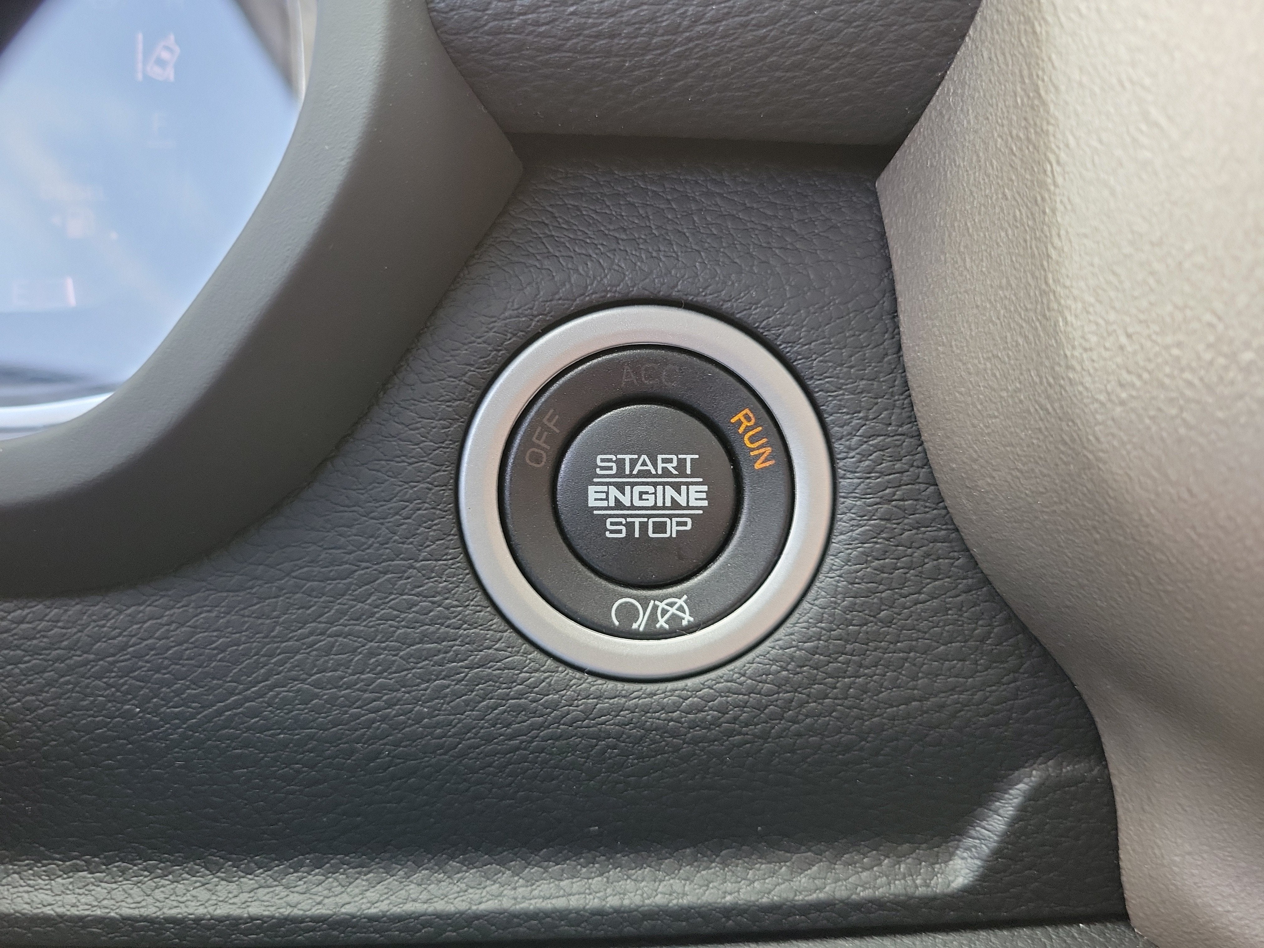 2024 RAM 2500 Laramie 4WD Diesel
