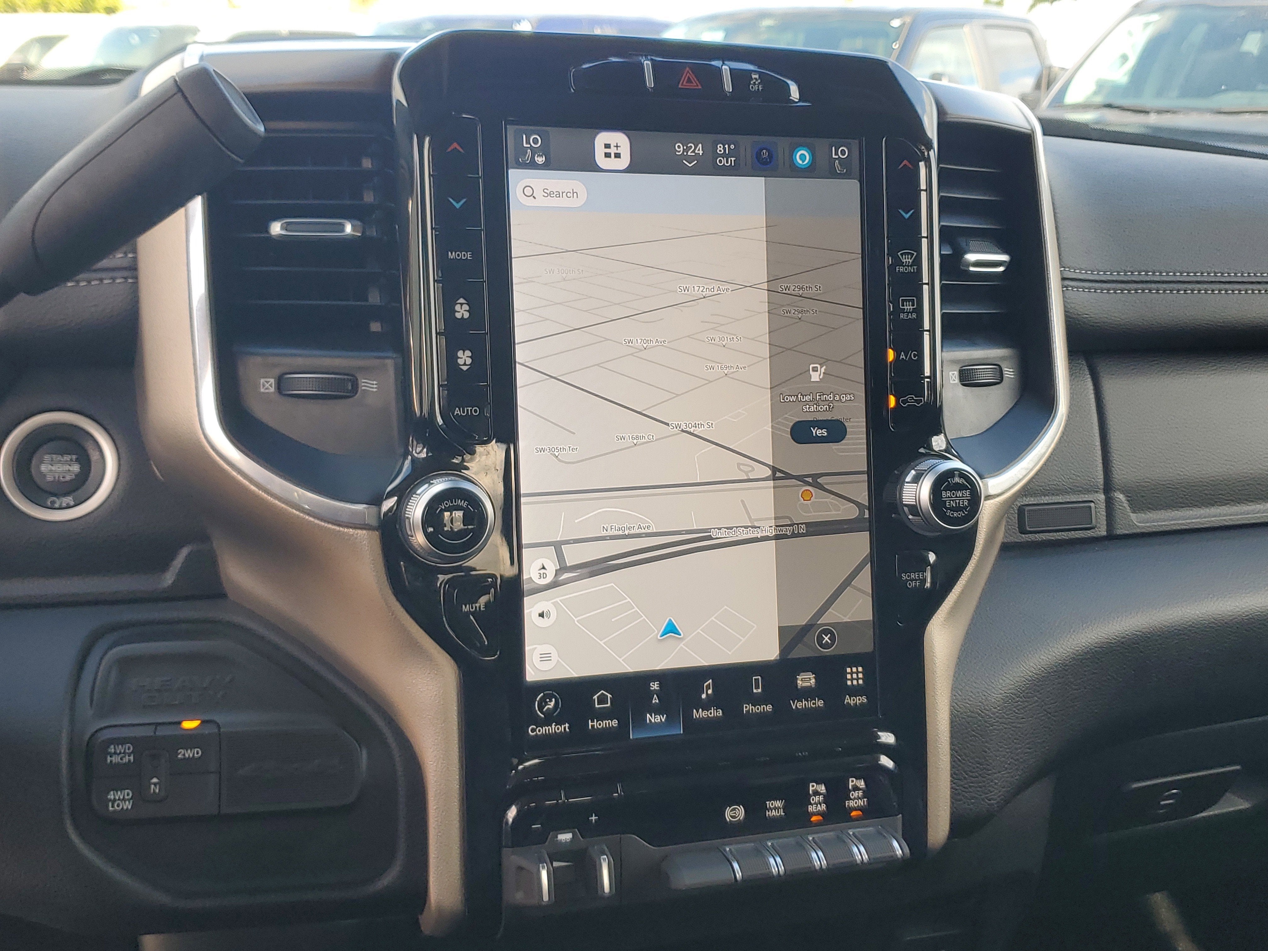 2024 RAM 2500 Laramie 4WD Diesel