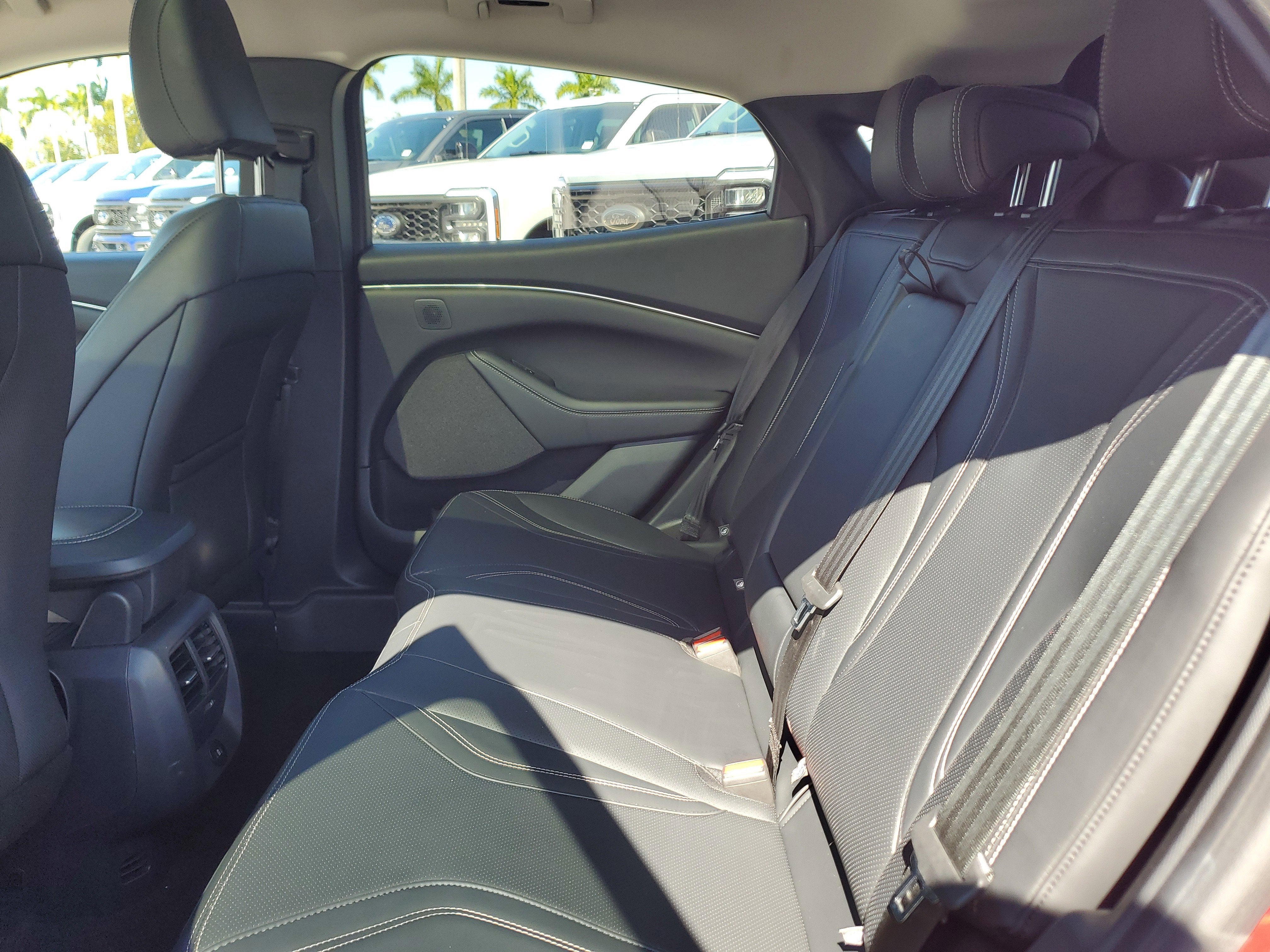 2024 Ford Mustang Mach-E Premium 4WD