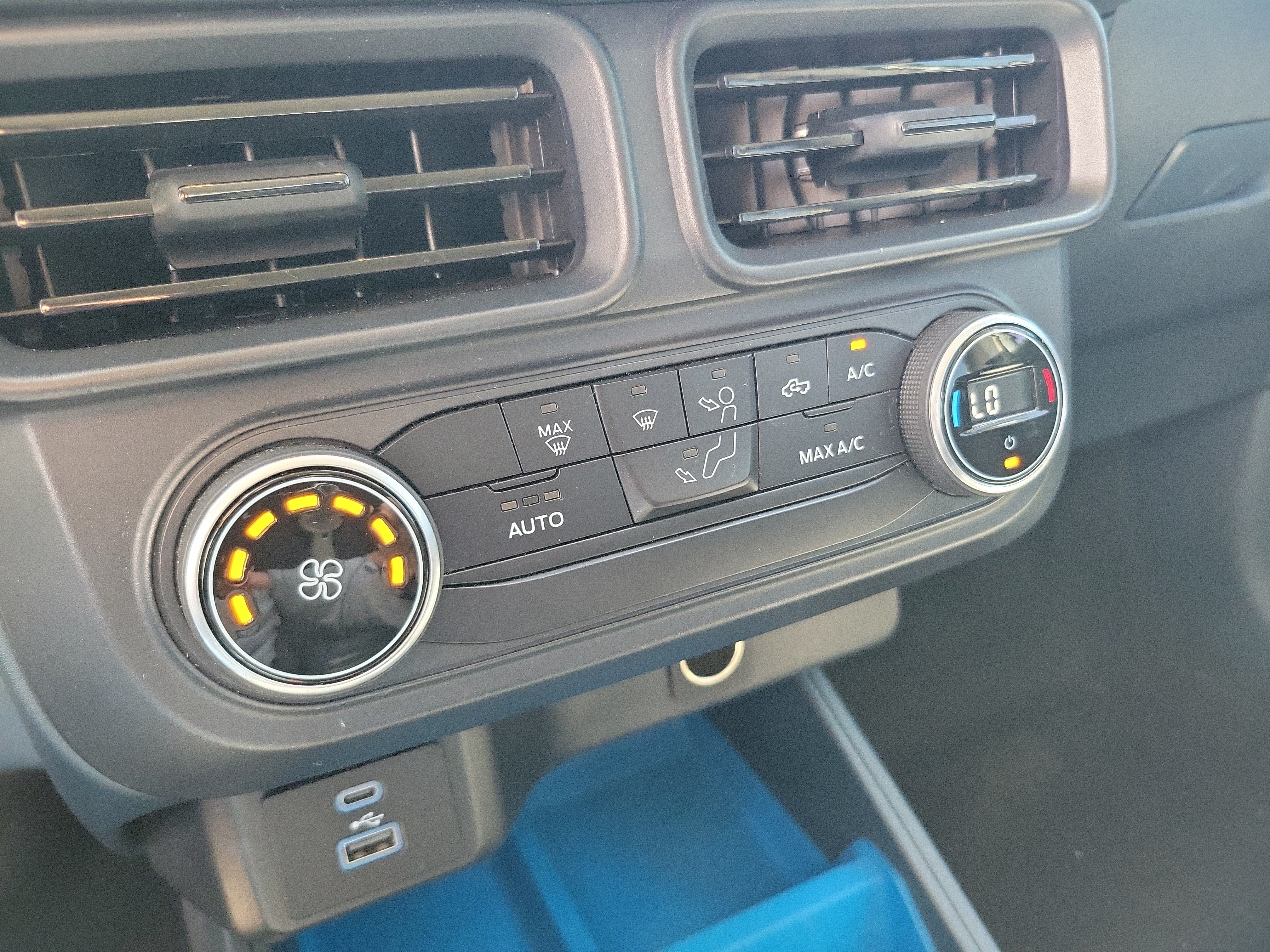 2022 Ford Maverick XL