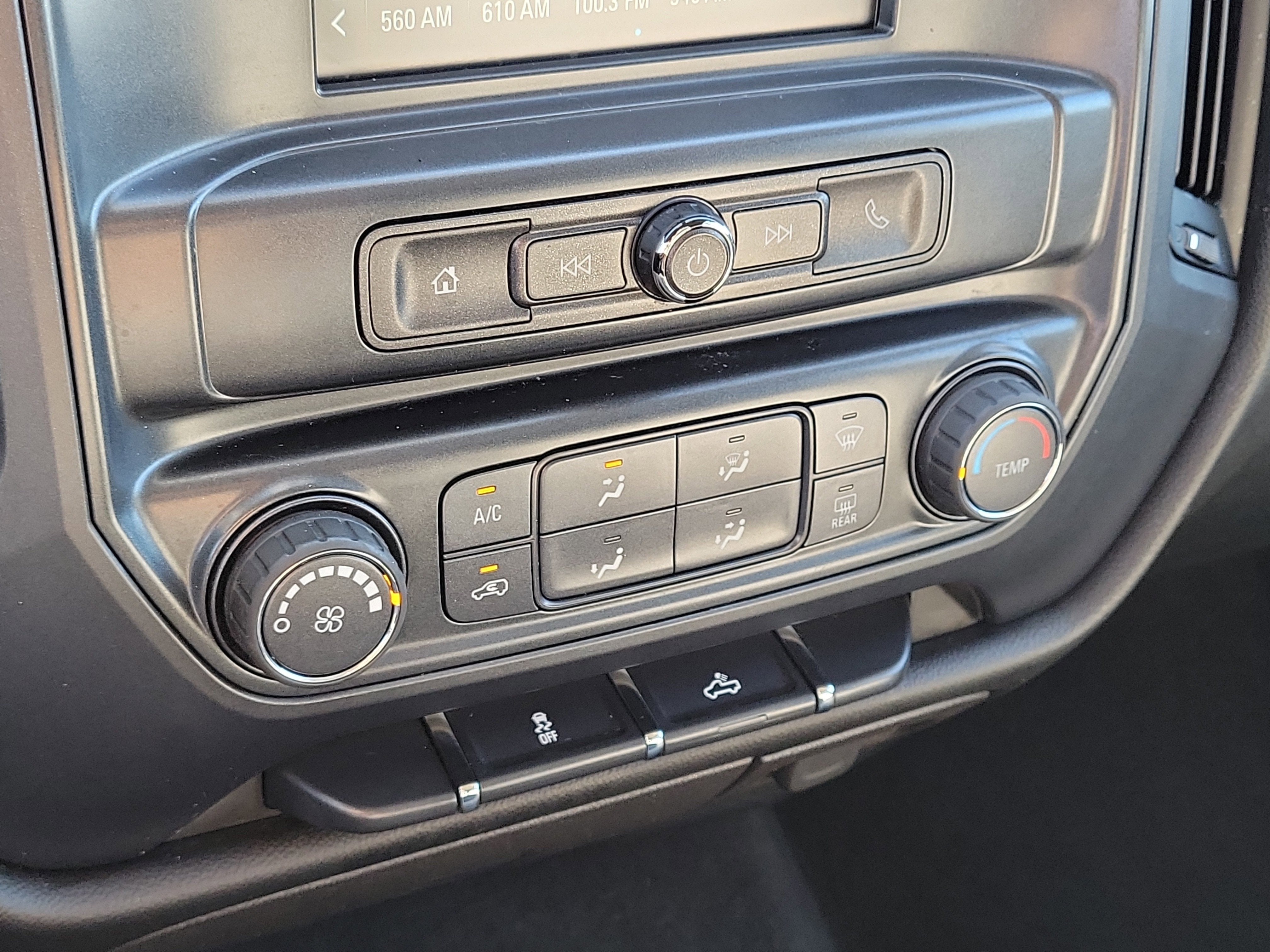 2018 Chevrolet Silverado 1500 Custom