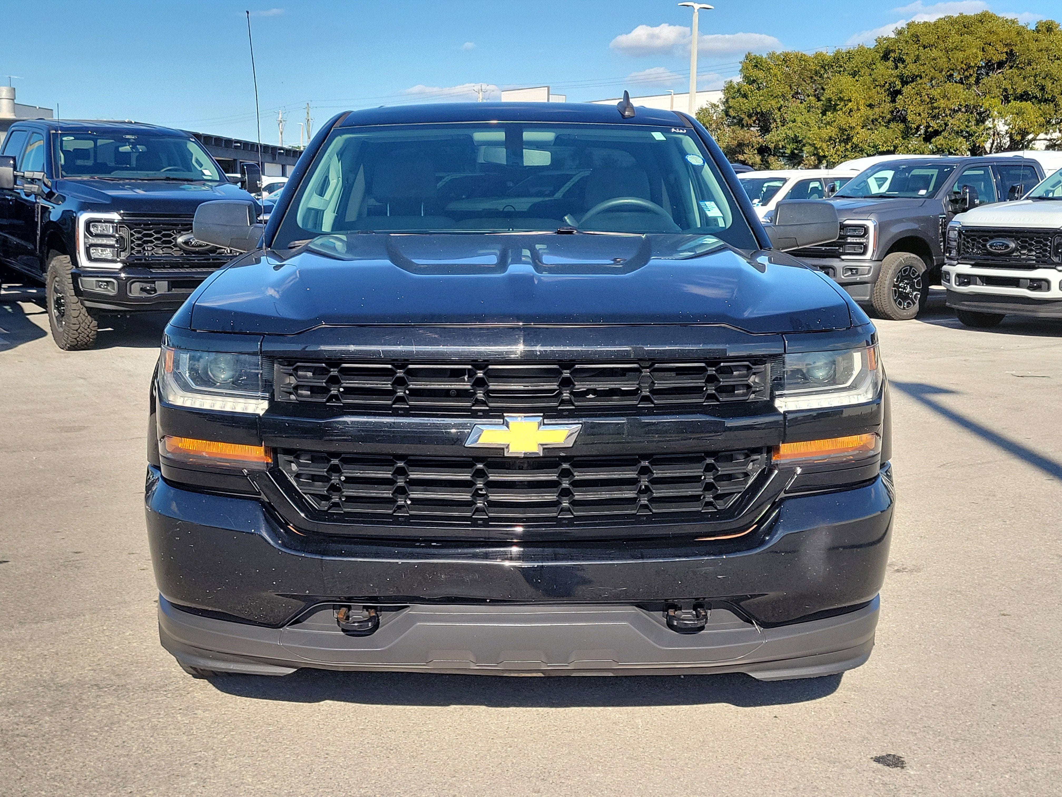 2018 Chevrolet Silverado 1500 Custom
