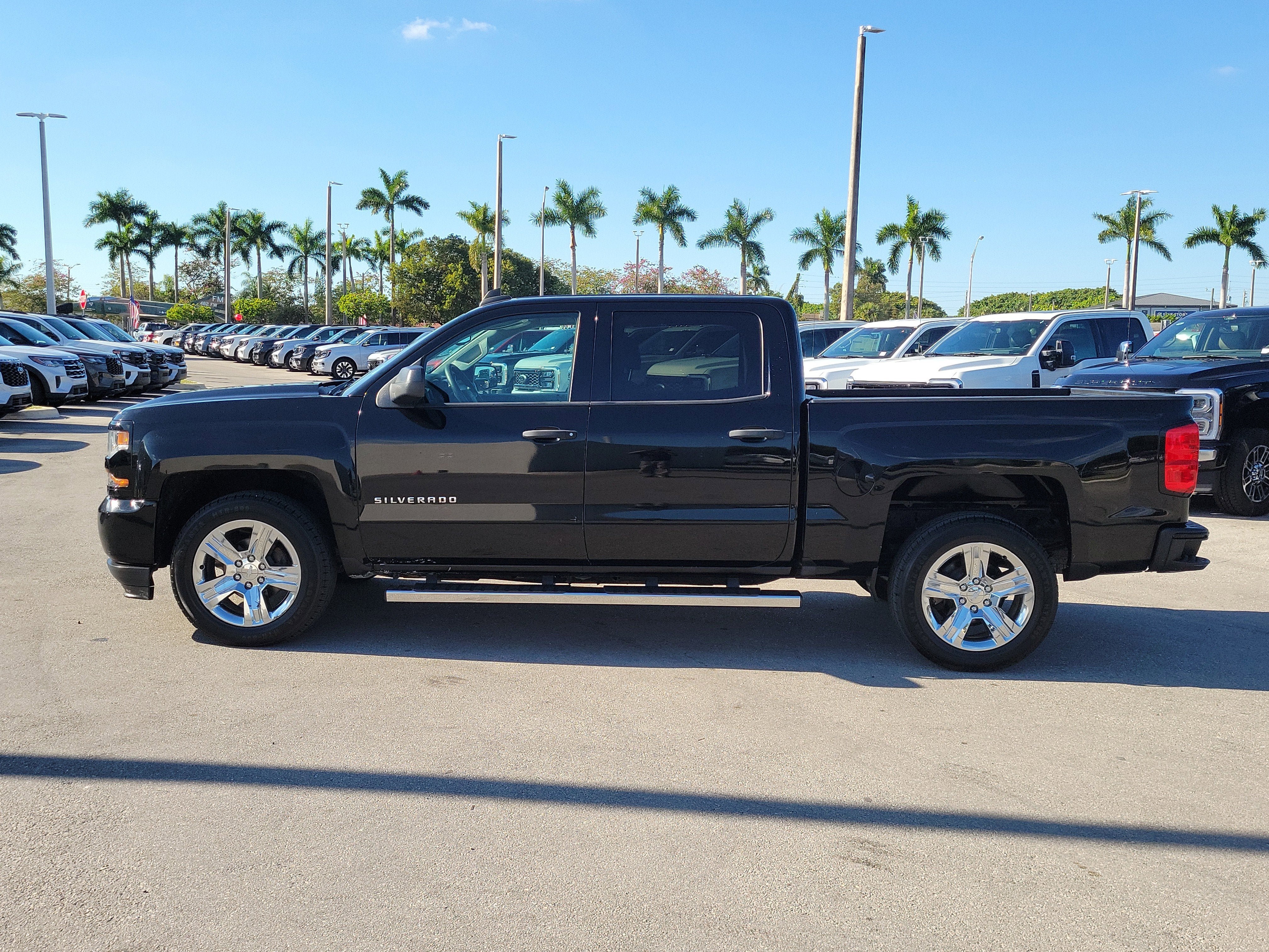 2018 Chevrolet Silverado 1500 Custom