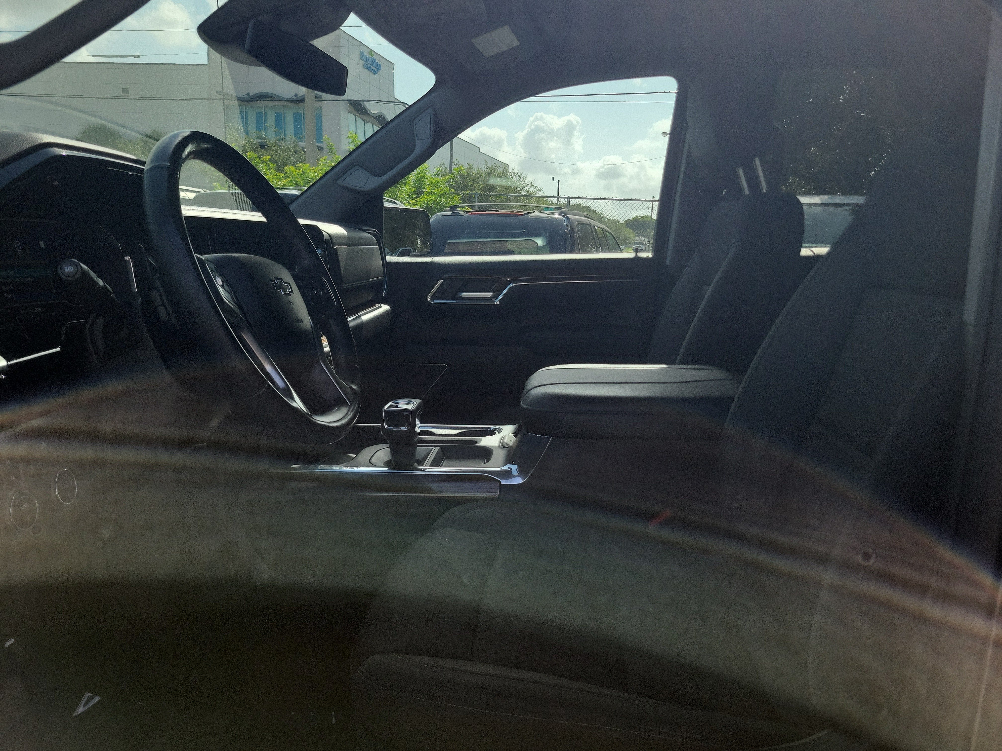 2023 Chevrolet Silverado 1500 LT Trail Boss 4WD Diesel
