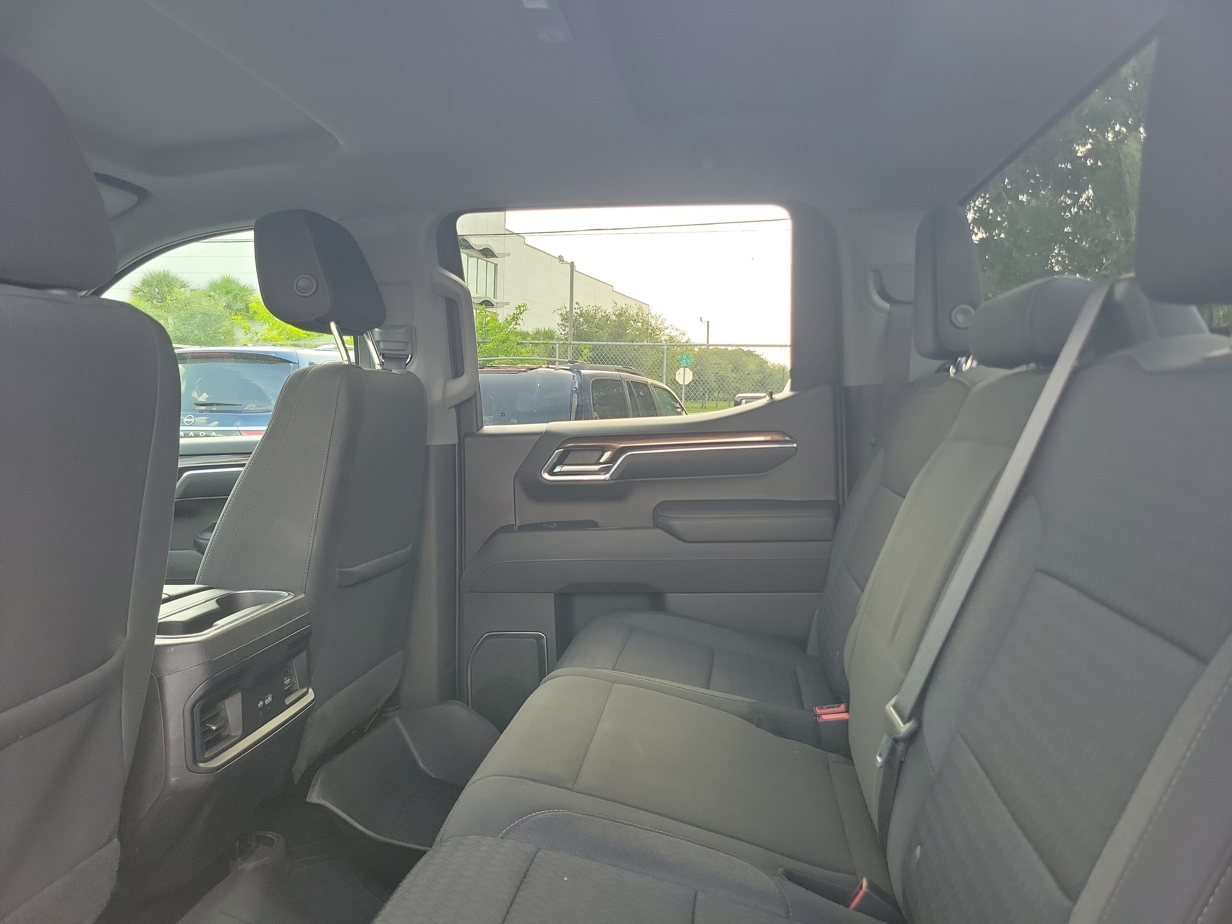 2023 Chevrolet Silverado 1500 LT Trail Boss 4WD Diesel
