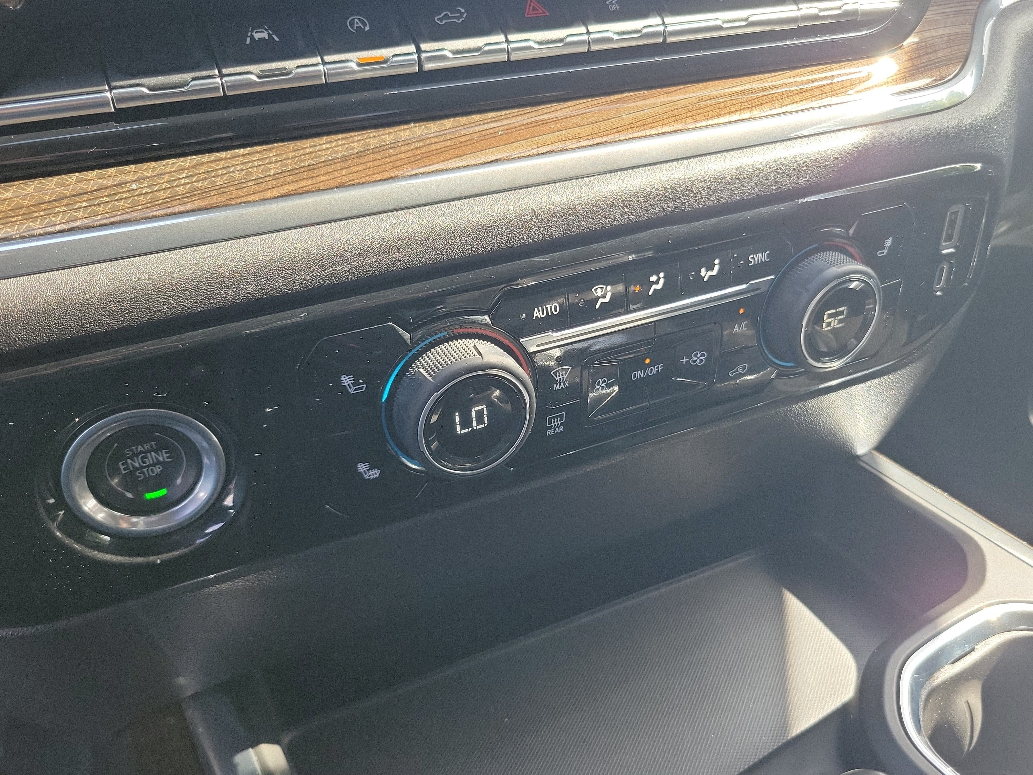 2023 Chevrolet Silverado 1500 LT Trail Boss 4WD Diesel