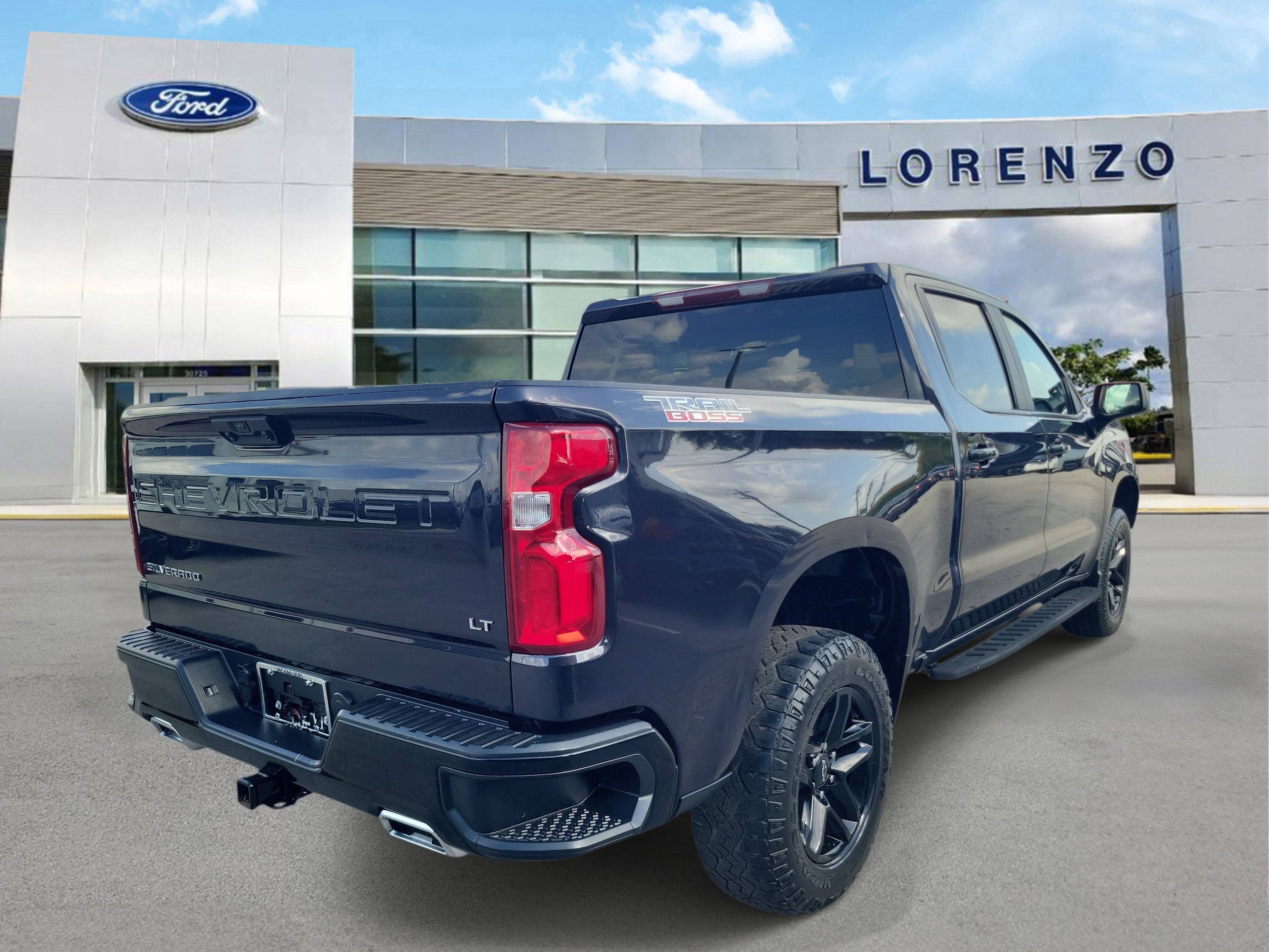 2023 Chevrolet Silverado 1500 LT Trail Boss 4WD Diesel