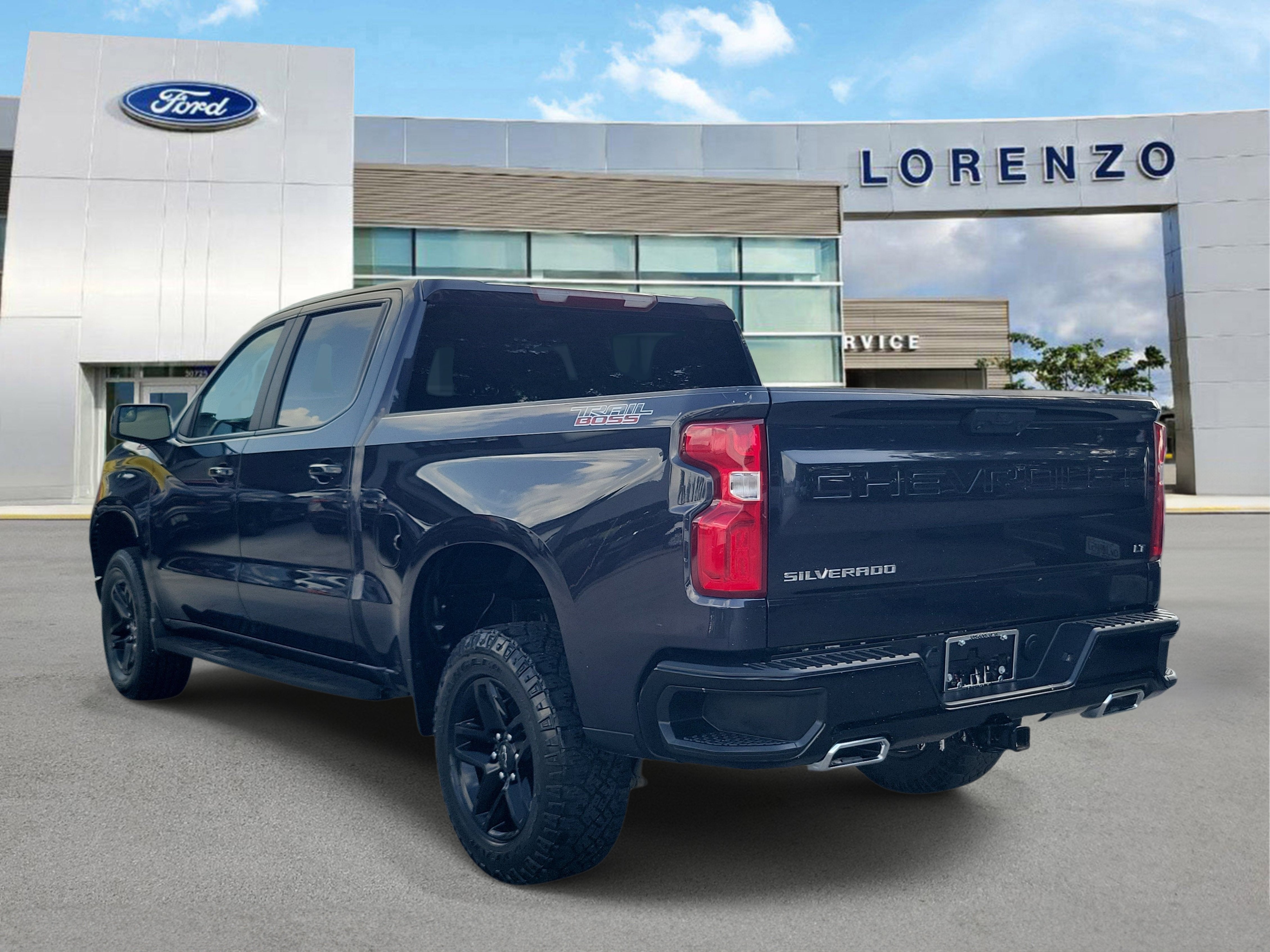 2023 Chevrolet Silverado 1500 LT Trail Boss 4WD Diesel