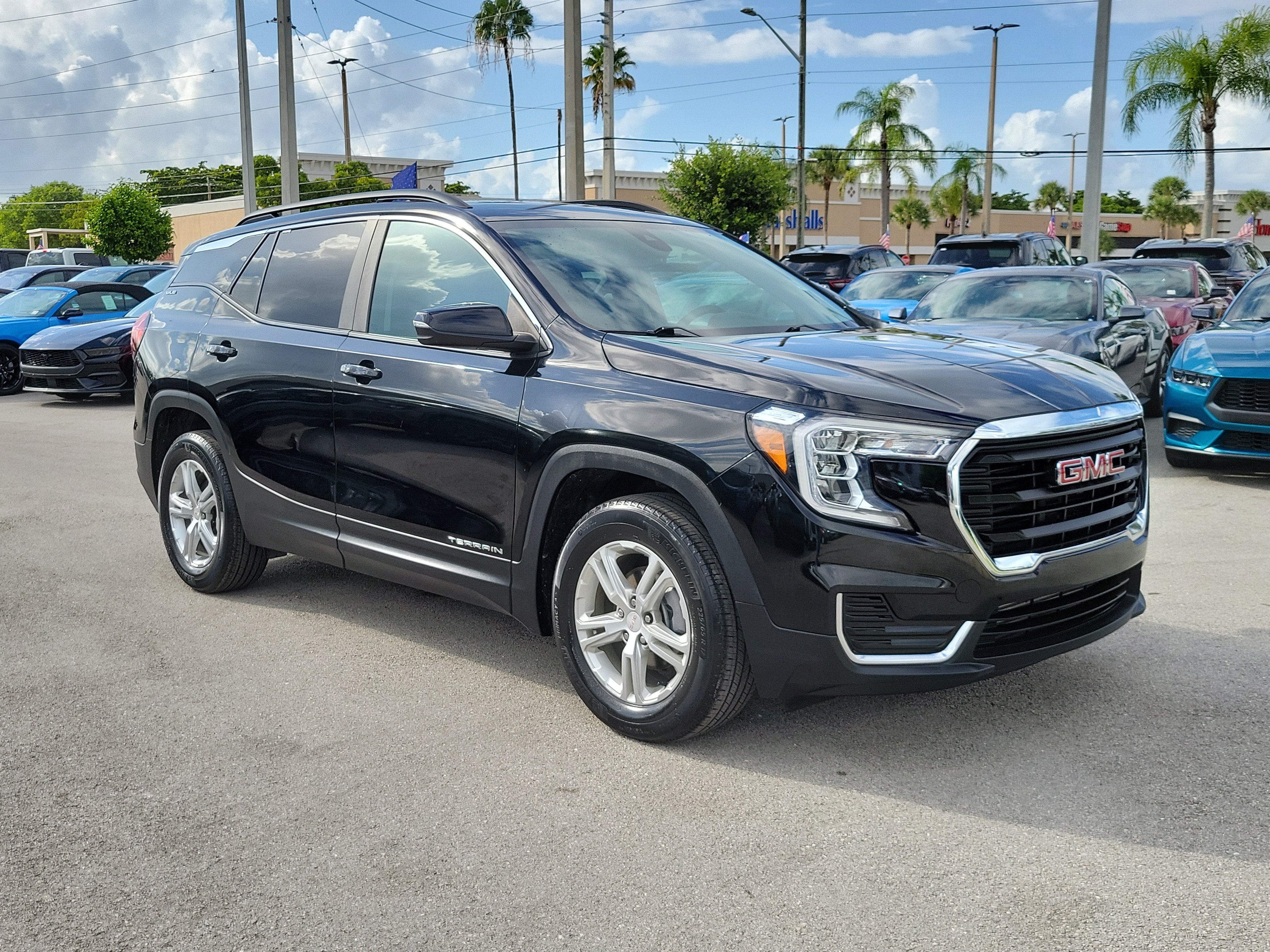 2023 GMC Terrain SLE