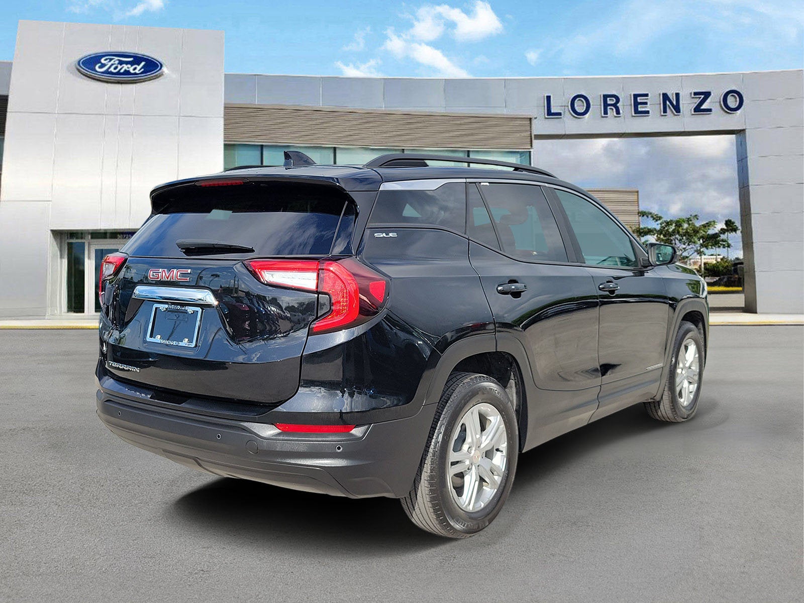 2023 GMC Terrain SLE