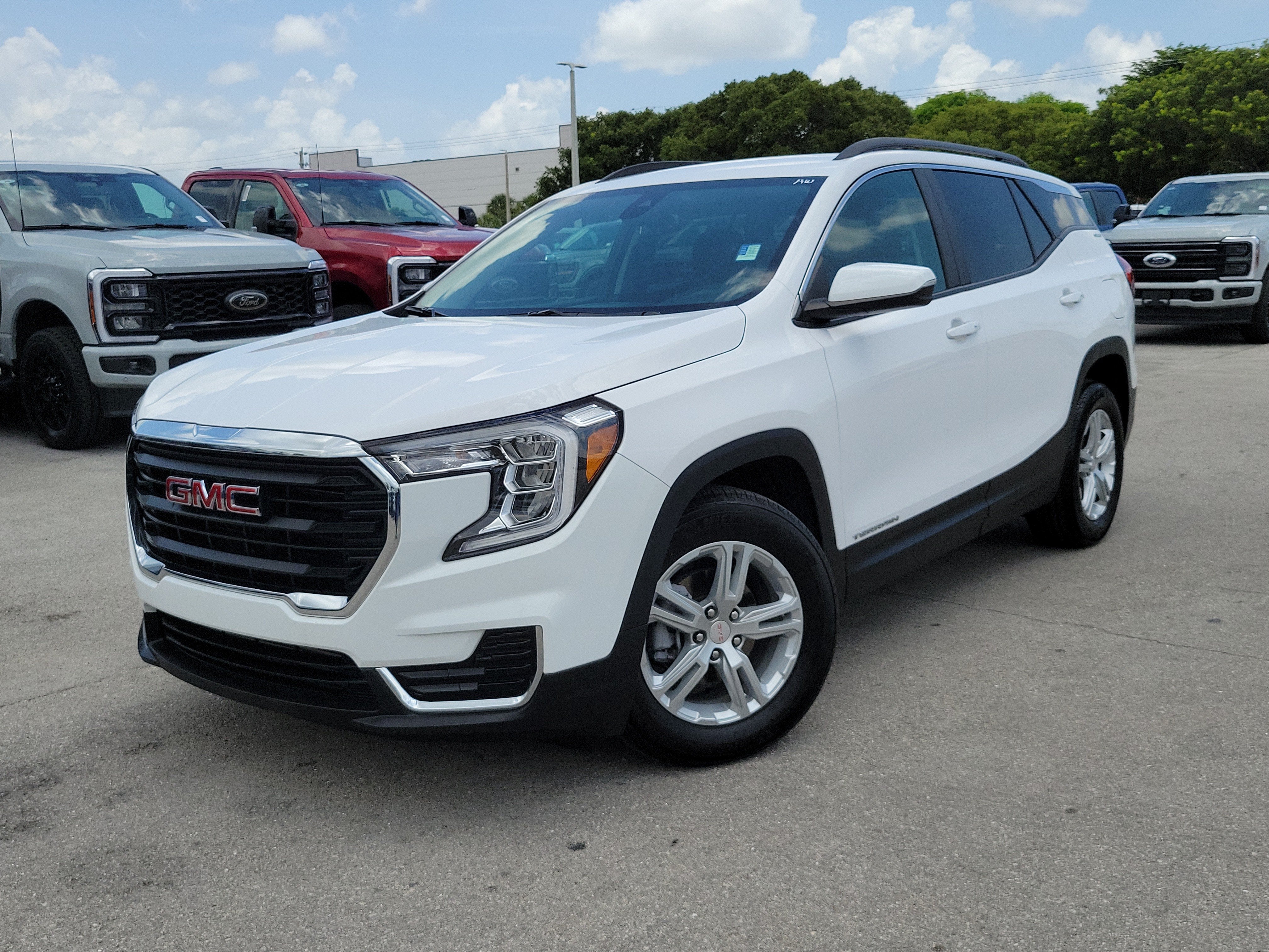 2024 GMC Terrain SLE