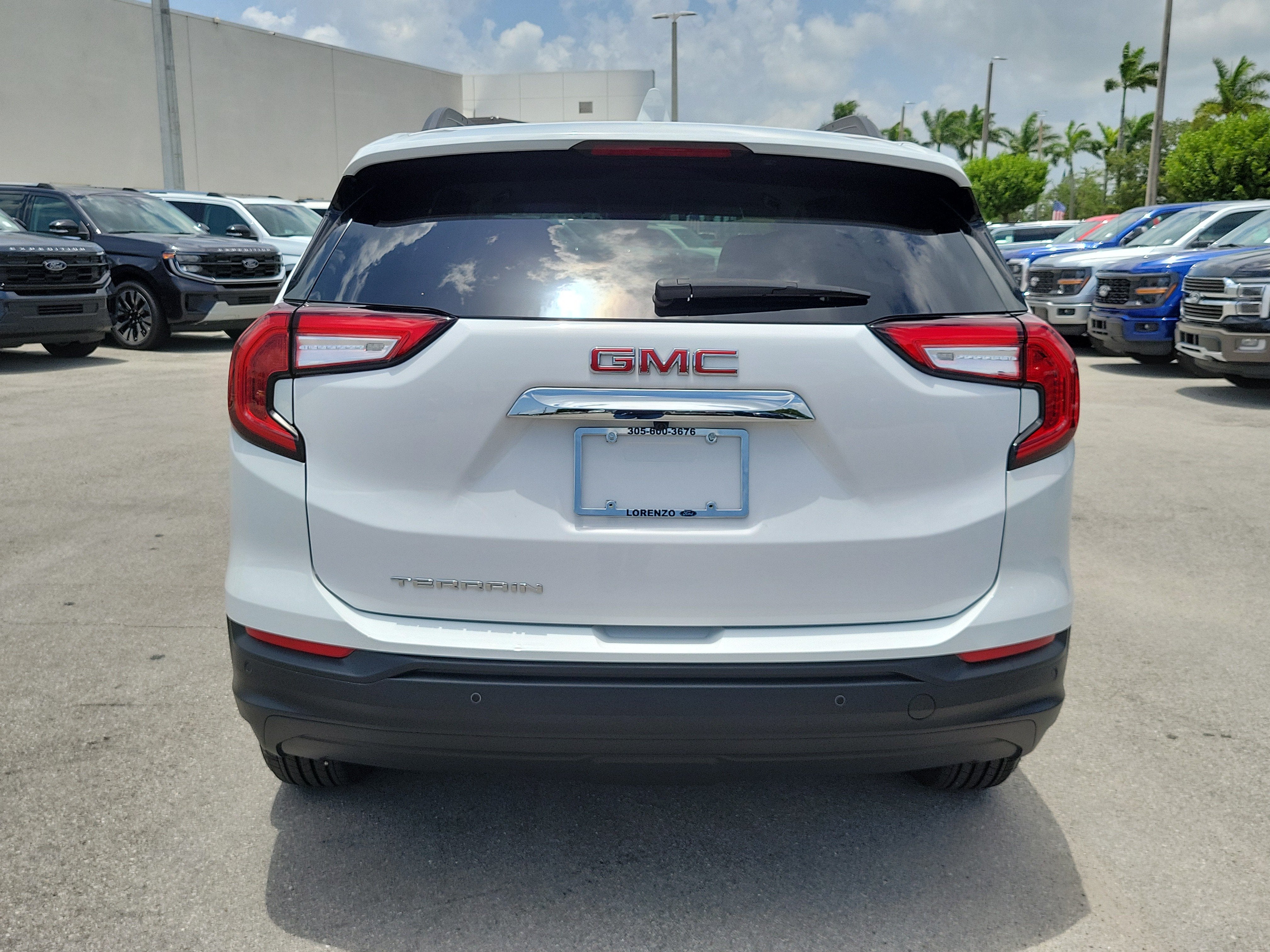 2024 GMC Terrain SLE