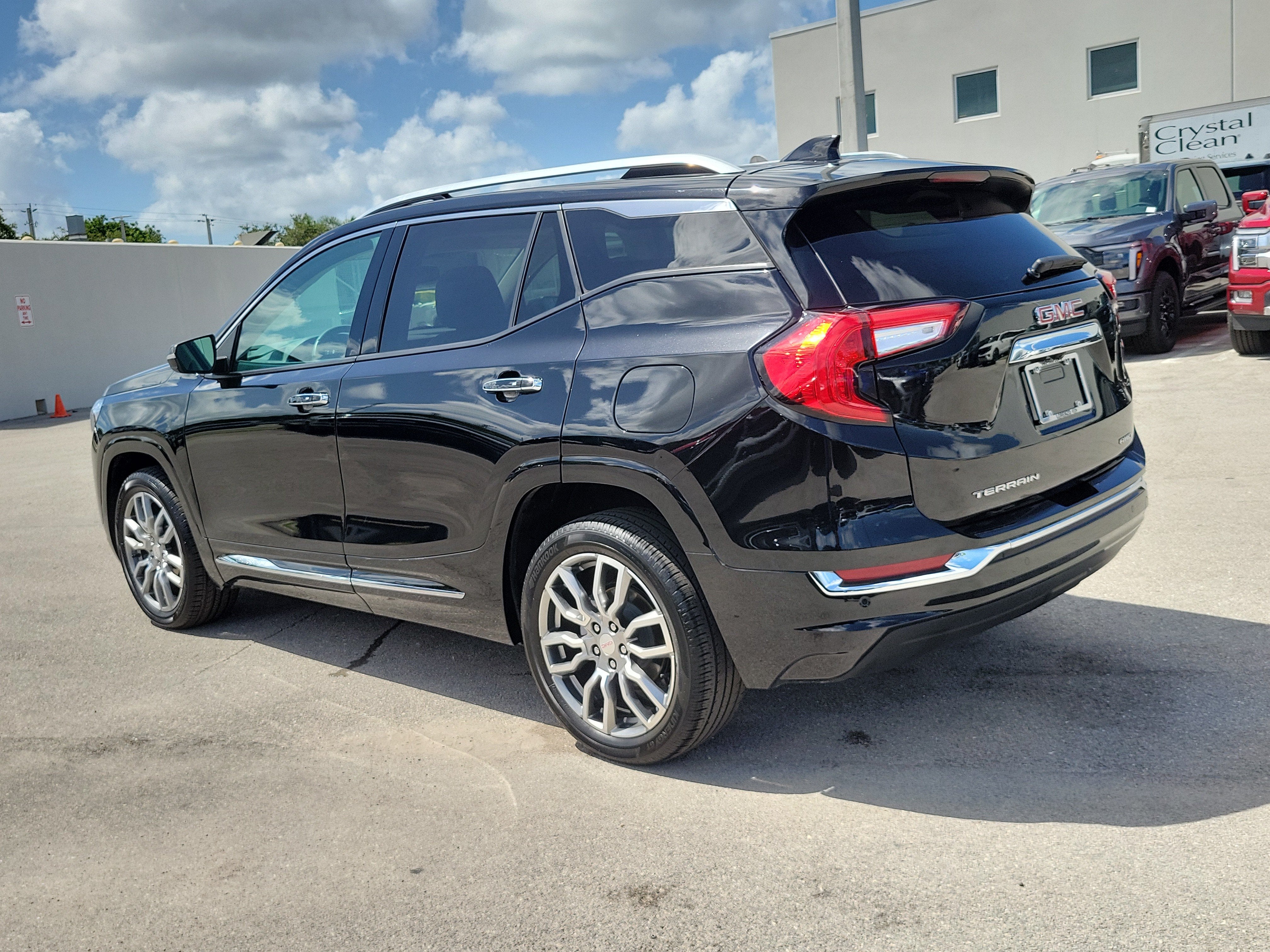 2023 GMC Terrain Denali
