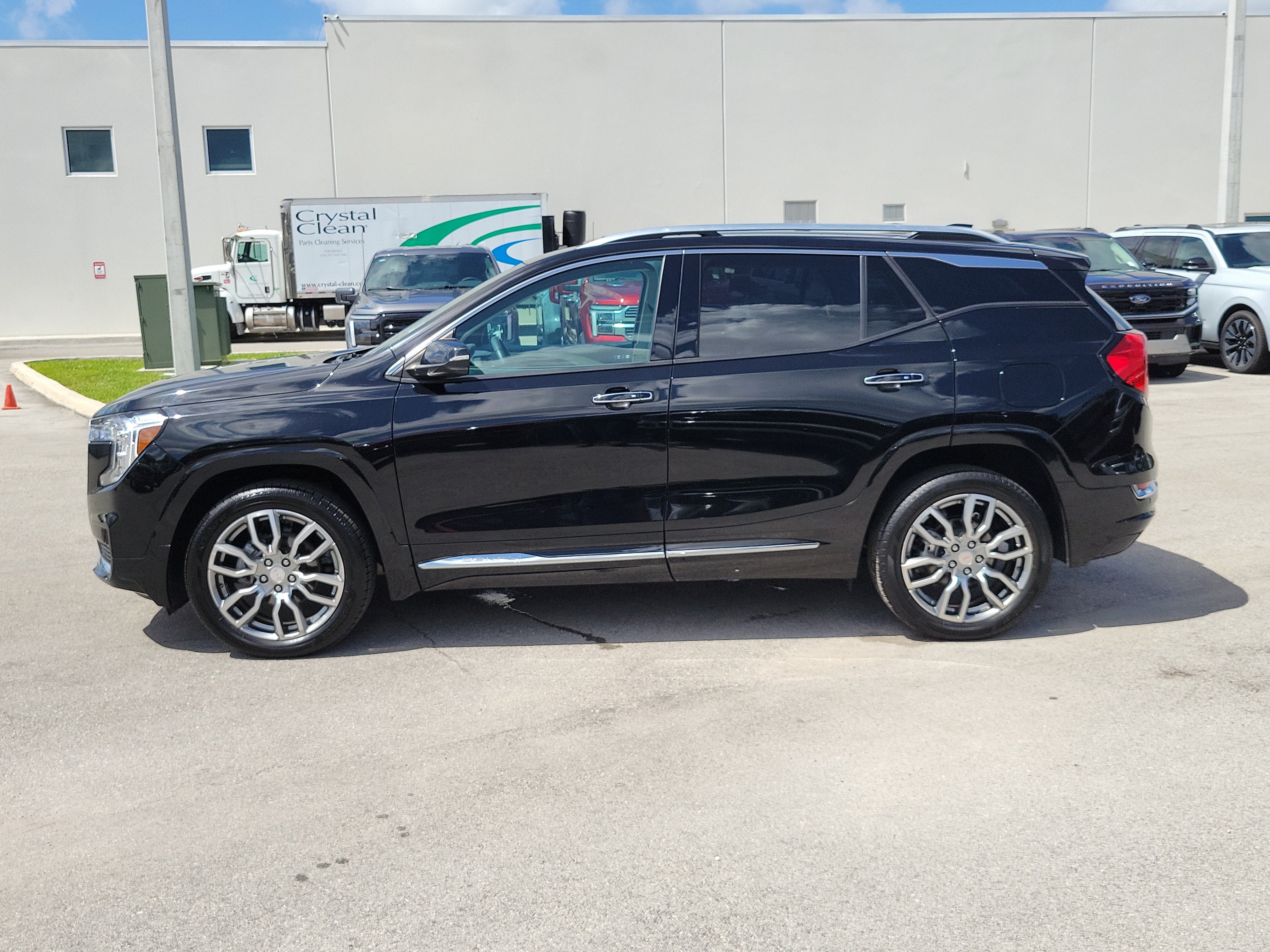 2023 GMC Terrain Denali